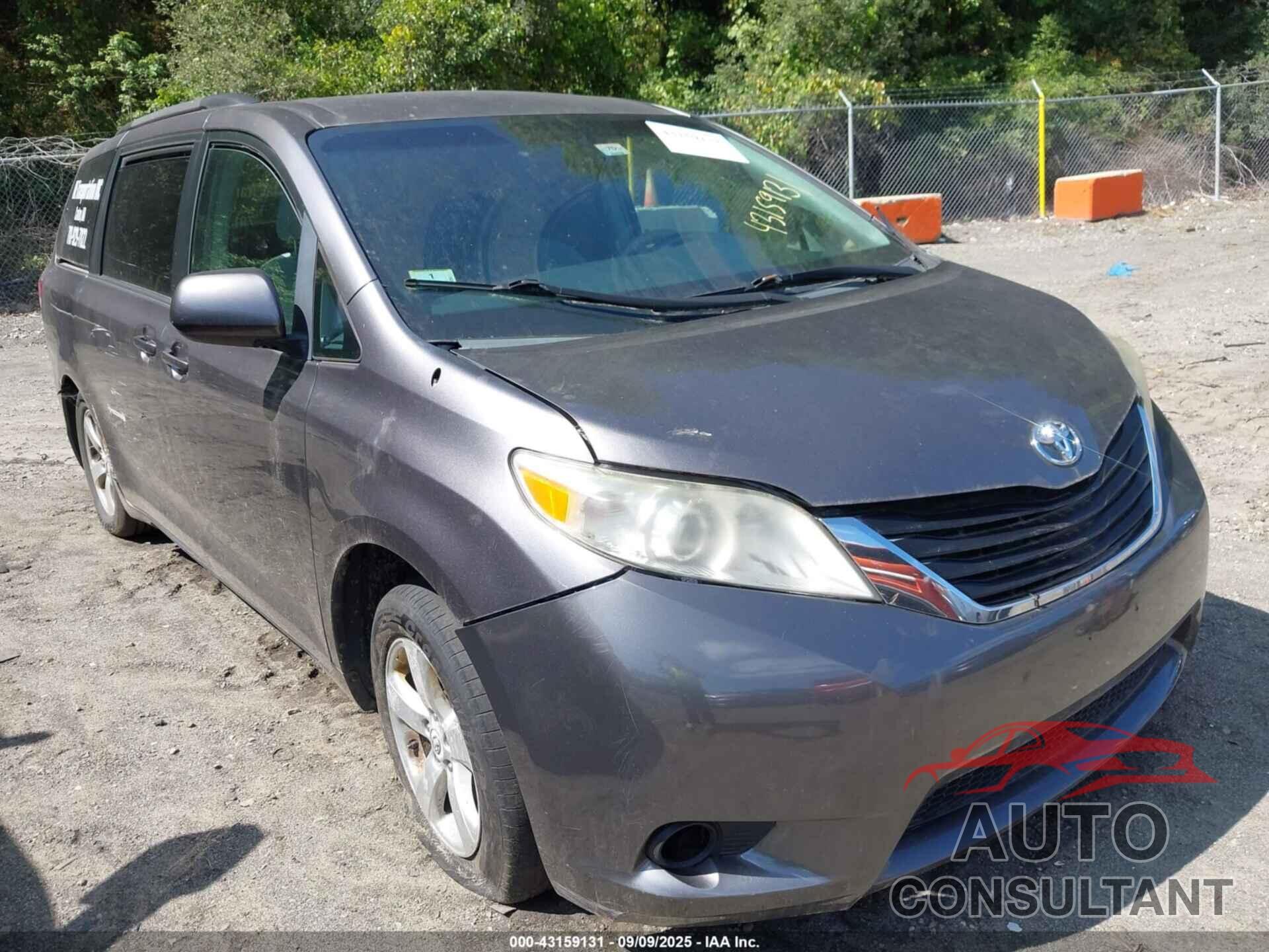 TOYOTA SIENNA 2011 - 5TDKK3DC3BS017335