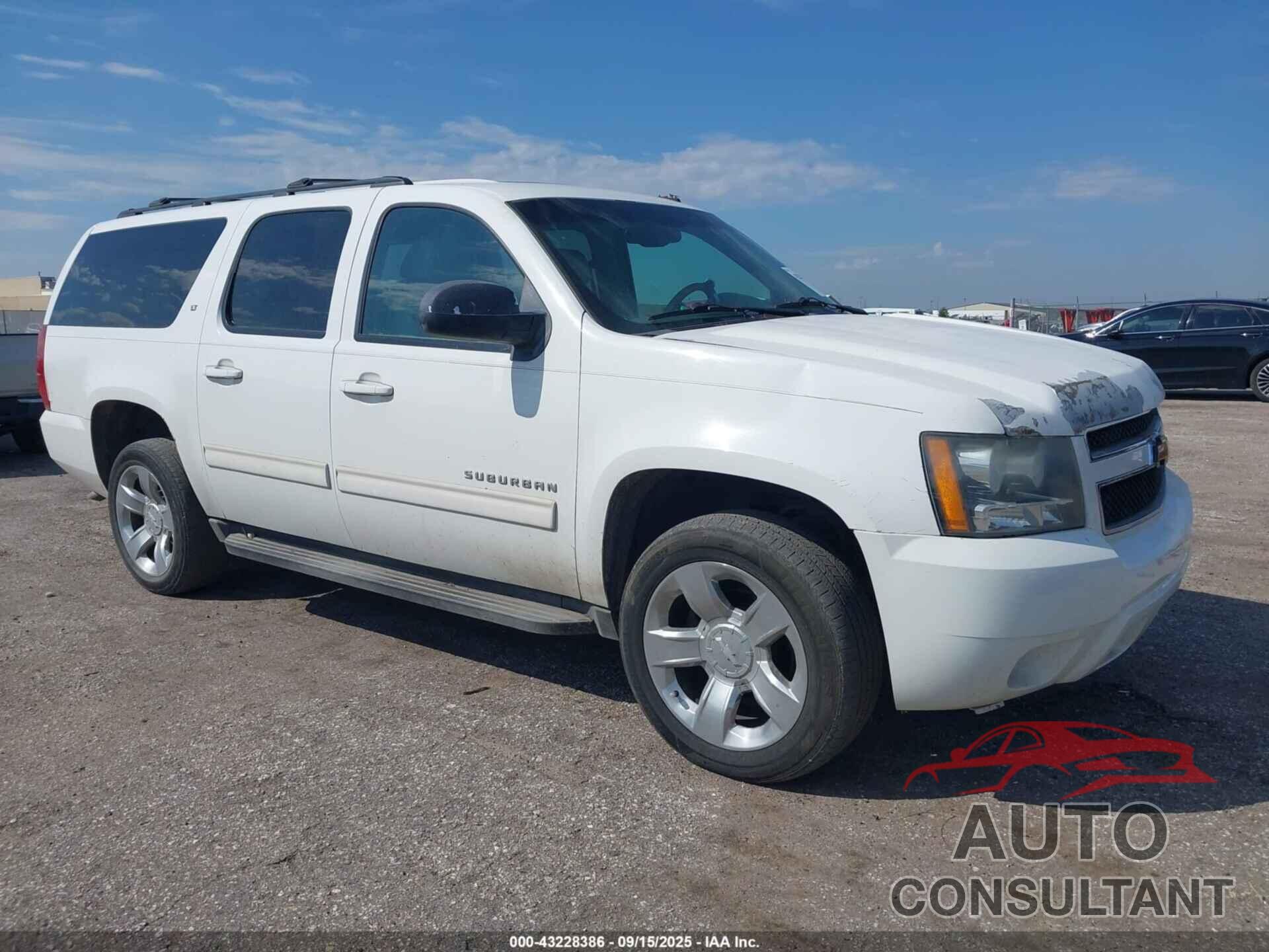 CHEVROLET SUBURBAN 1500 2012 - 1GNSKJE72CR183133