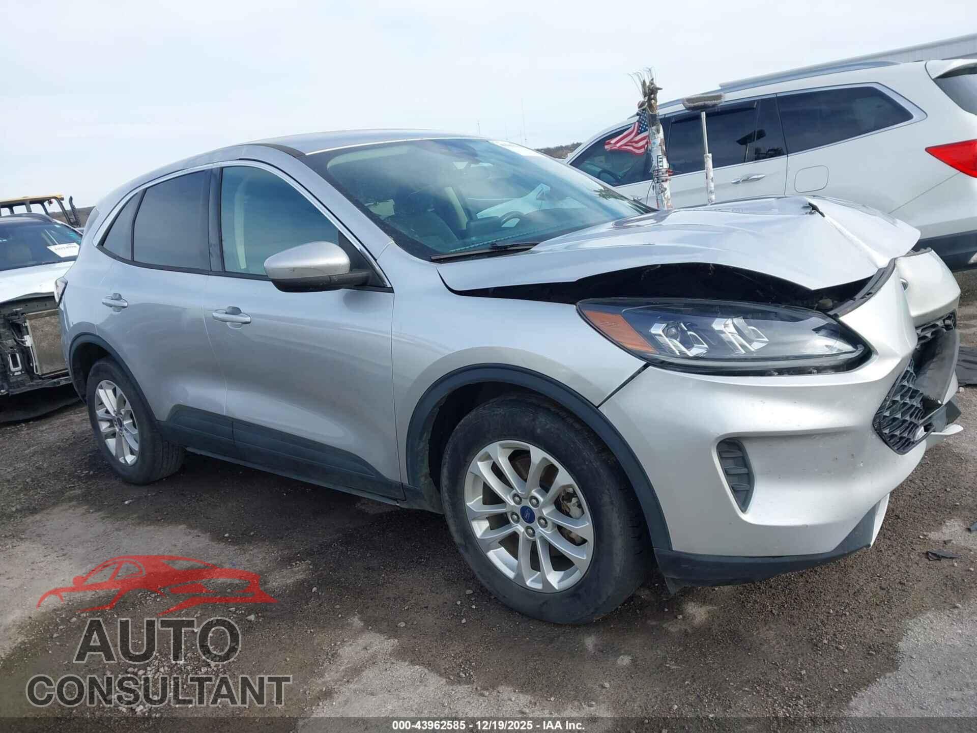FORD ESCAPE 2020 - 1FMCU0G62LUA55098