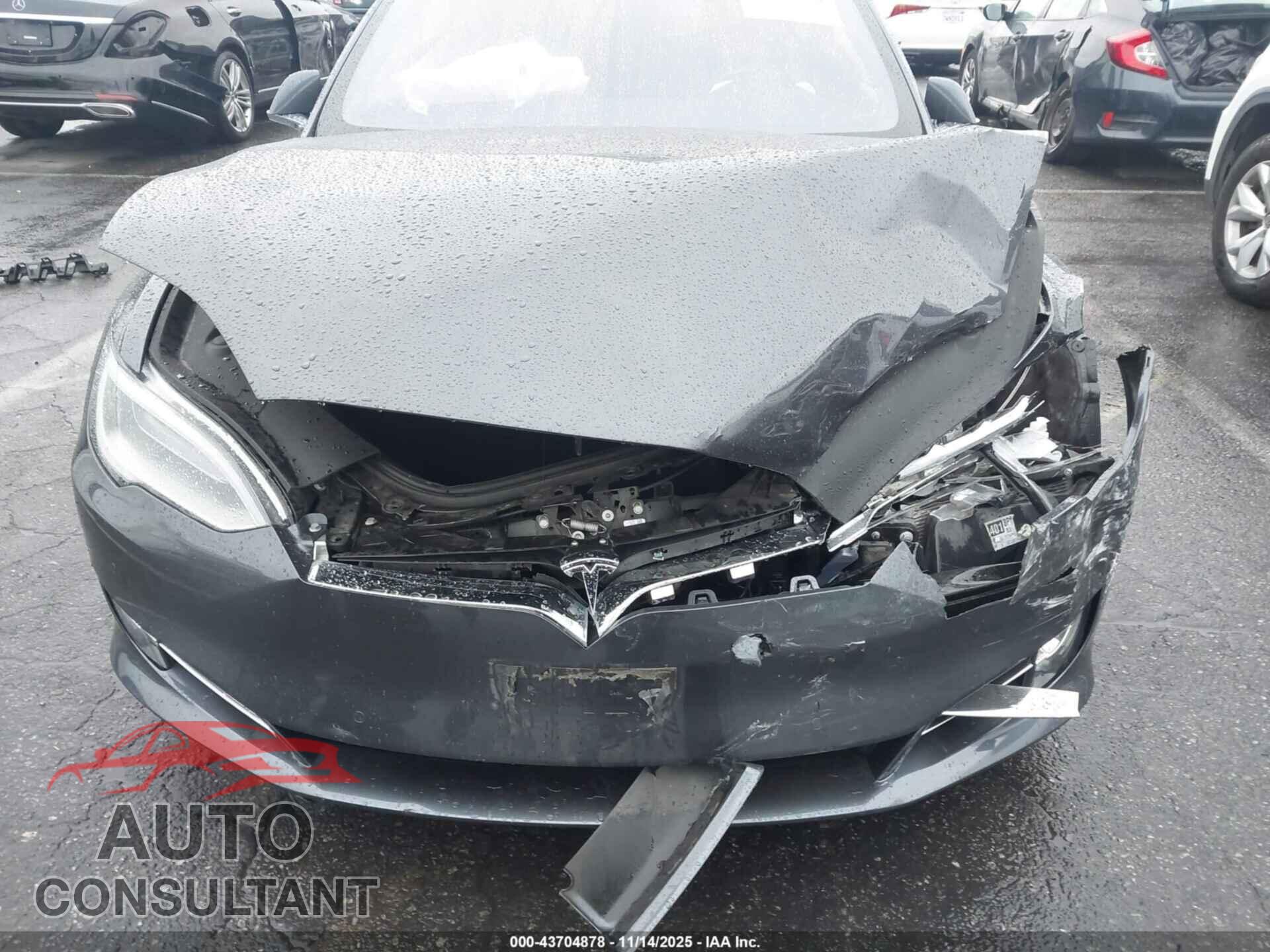 TESLA MODEL S 2017 - 5YJSA1E25HF223699