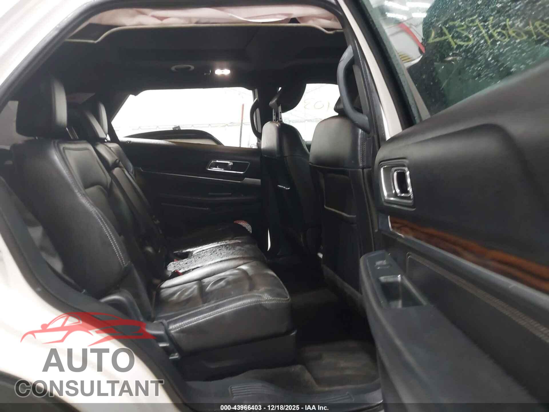 FORD EXPLORER 2018 - 1FM5K8F89JGB40841