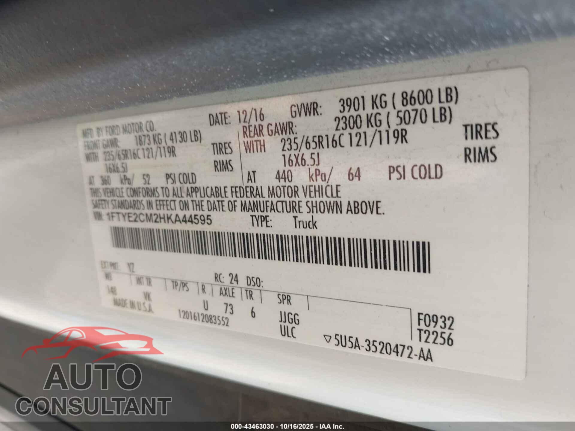 FORD TRANSIT-150 2017 - 1FTYE2CM2HKA44595