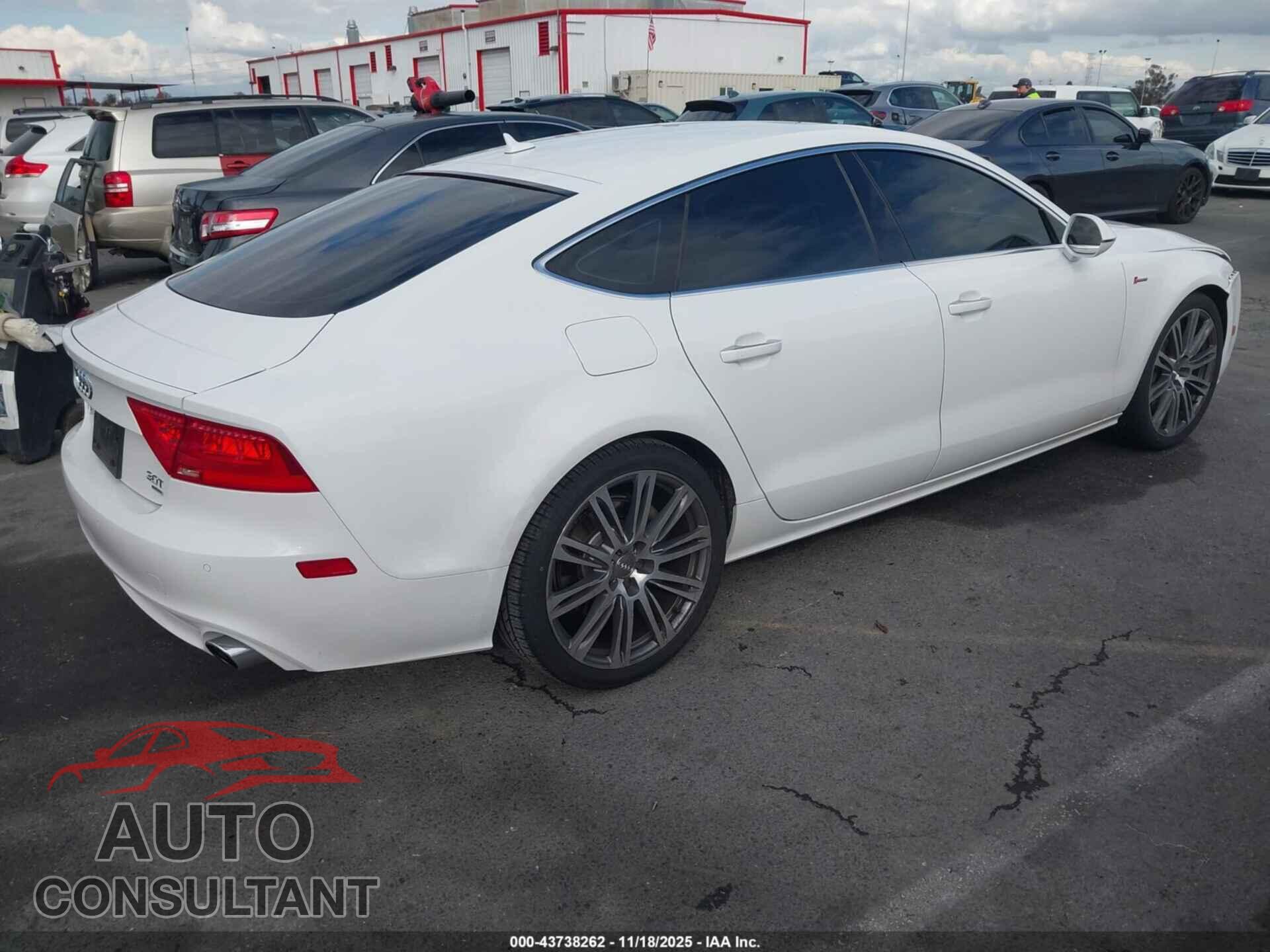 AUDI A7 2013 - WAUYGAFC7DN139666