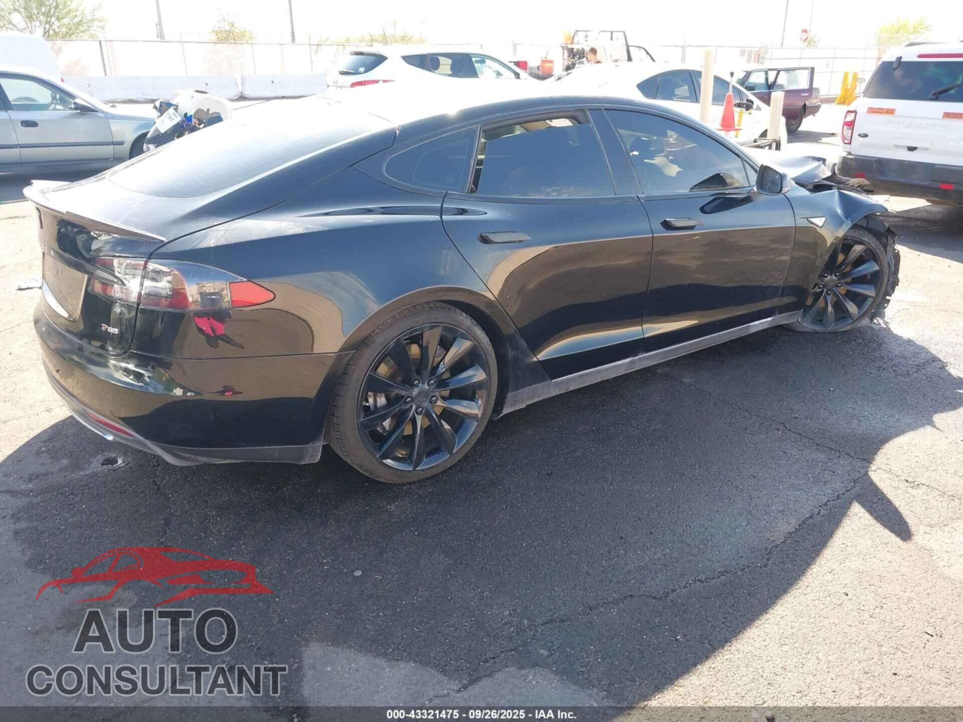 TESLA MODEL S 2012 - 5YJSA1DP8CFP02429