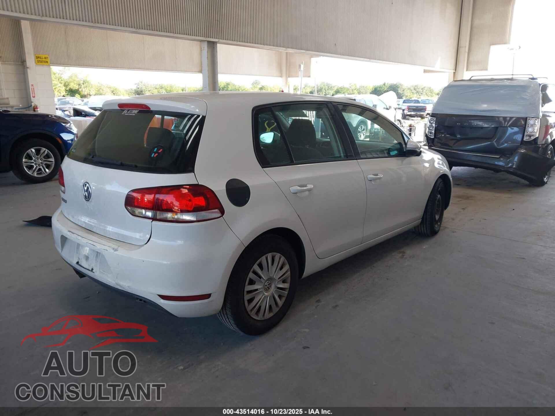 VOLKSWAGEN GOLF 2013 - WVWDB7AJ6DW133327