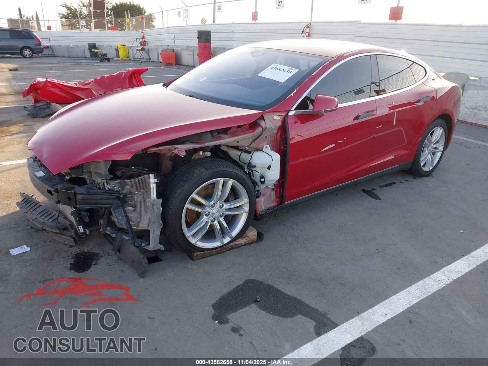 TESLA MODEL S 2016 - 5YJSA1E15GF127741