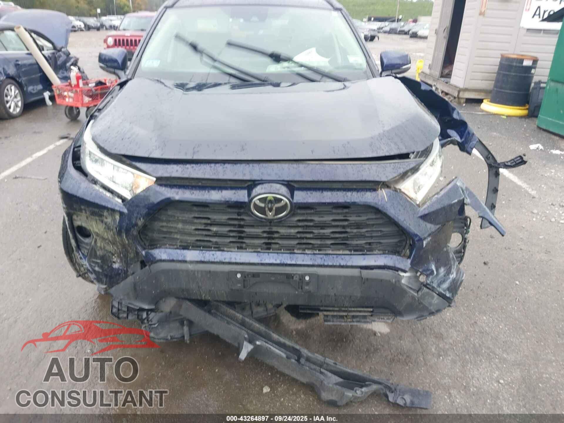 TOYOTA RAV4 2019 - JTMP1RFVXKD028421