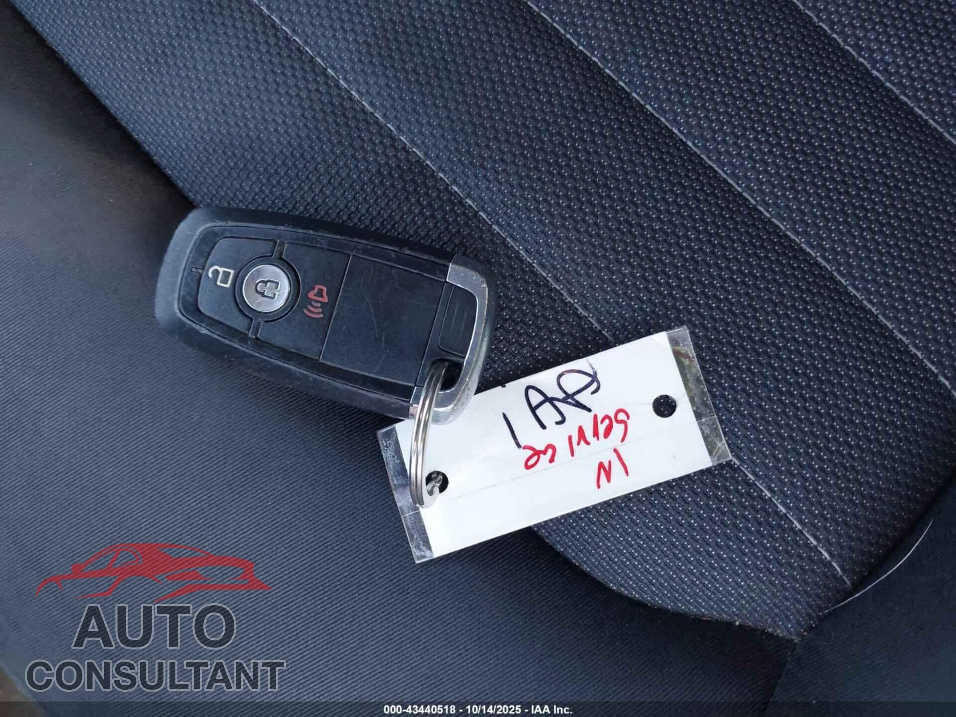 FORD EDGE 2017 - 2FMPK3G90HBB72078
