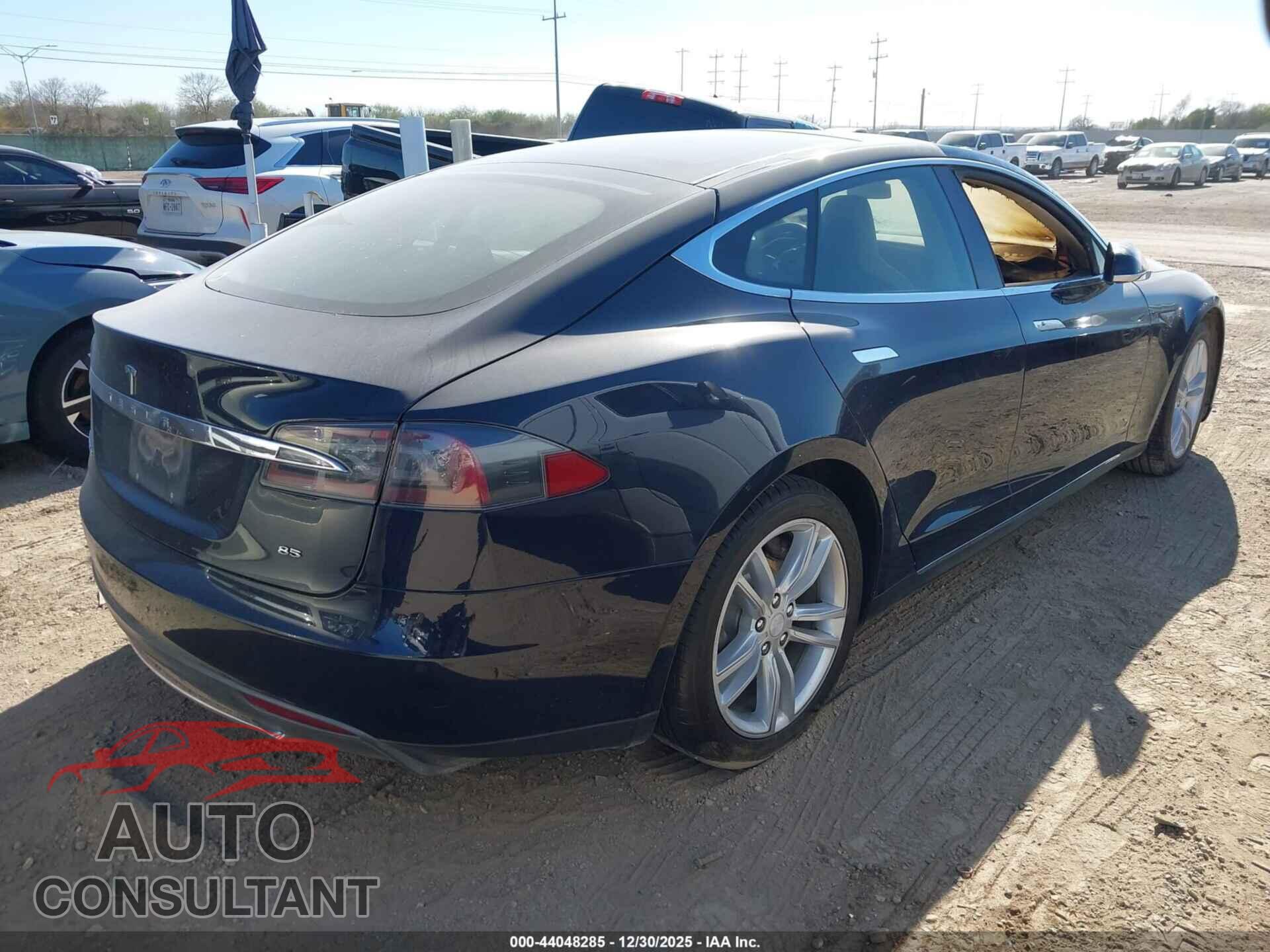 TESLA MODEL S 2012 - 5YJSA1CN8CFP02236