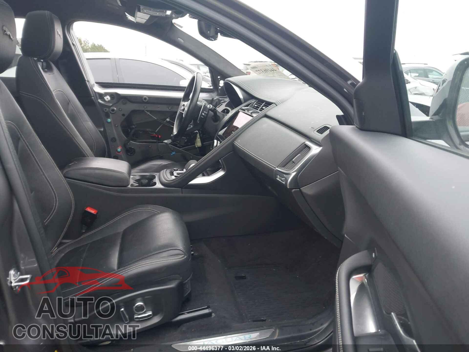 JAGUAR E-PACE 2021 - SADF12GX8M1023505