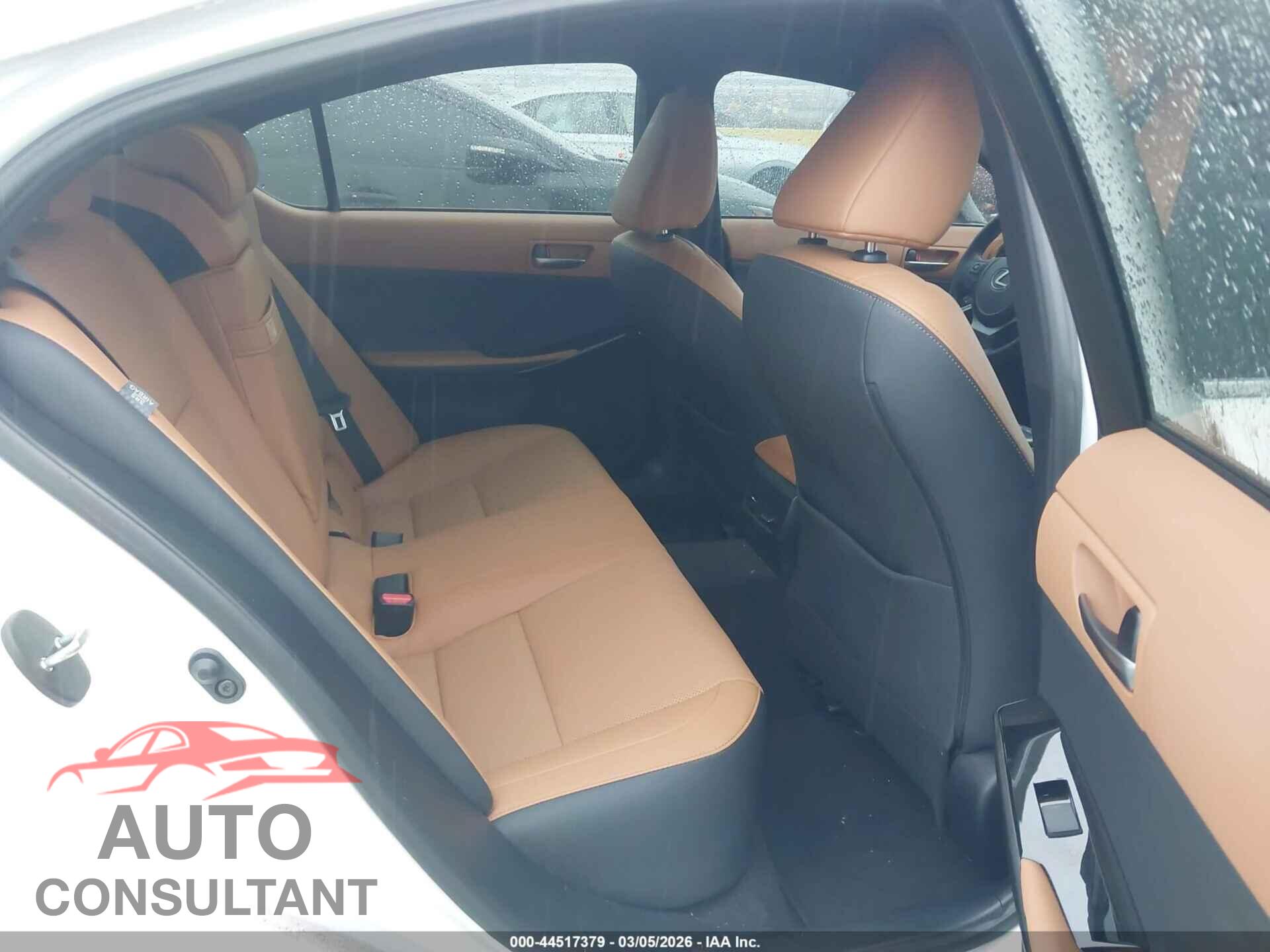 LEXUS IS 300 2024 - JTHCA1D28R5129727