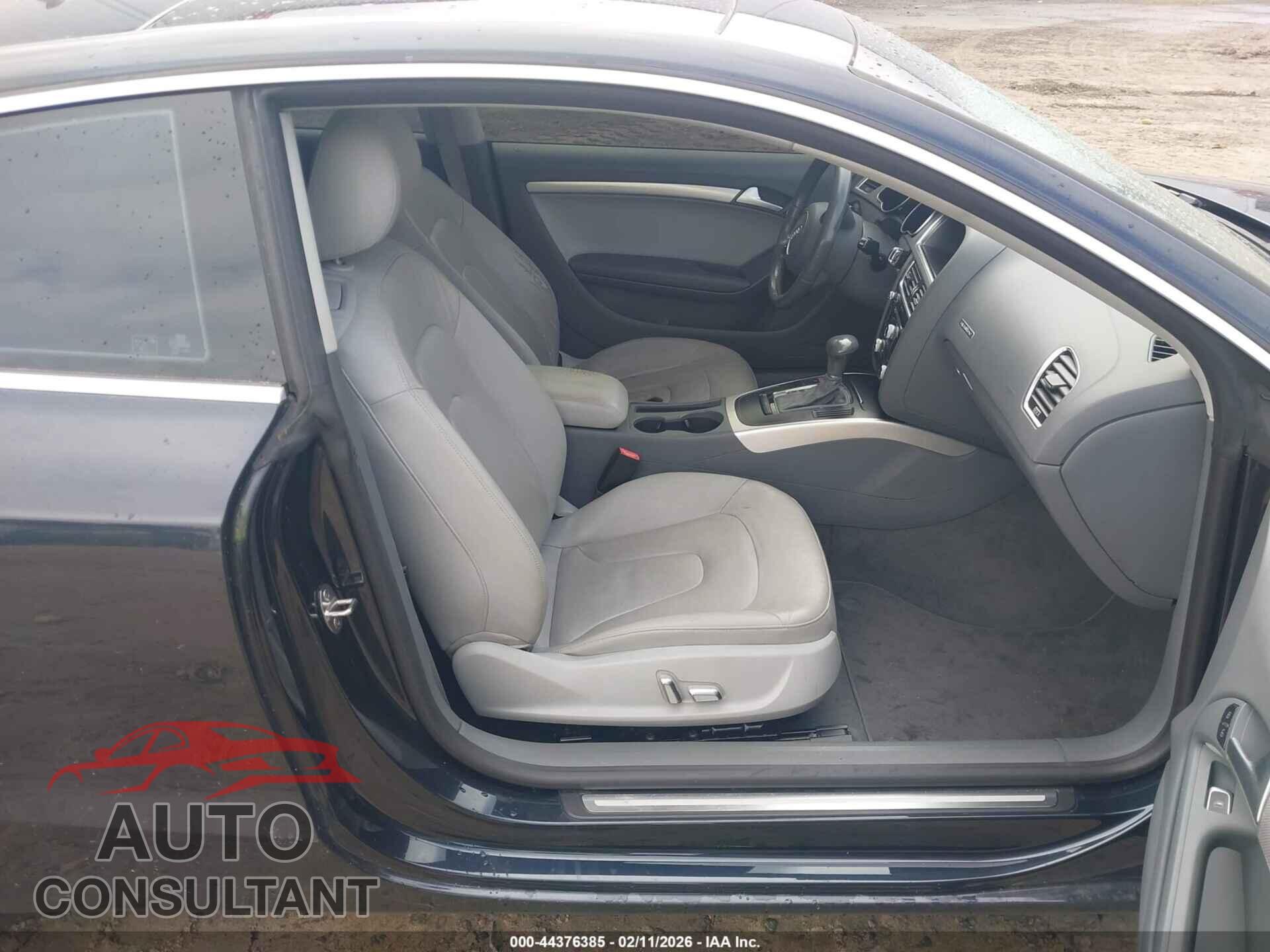 AUDI A5 2013 - WAULFAFR3DA045342