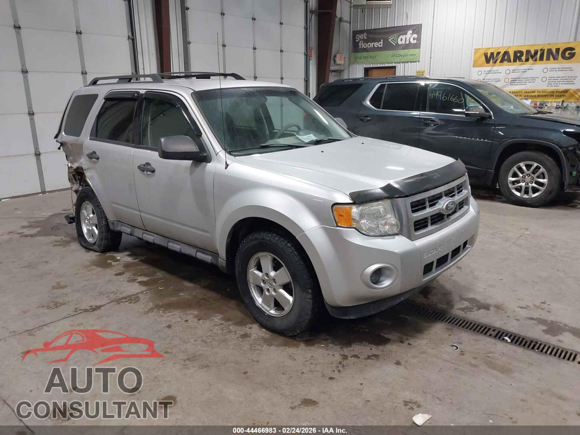 FORD ESCAPE 2010 - 1FMCU9C72AKD34885