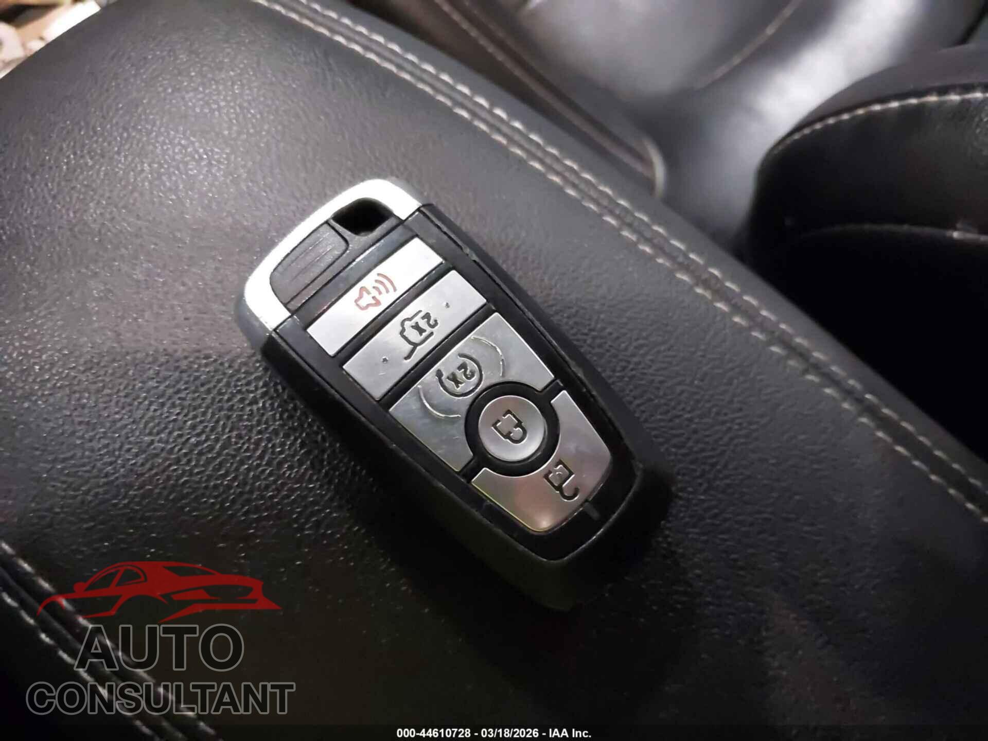 FORD ESCAPE 2020 - 1FMCU9J98LUA81423