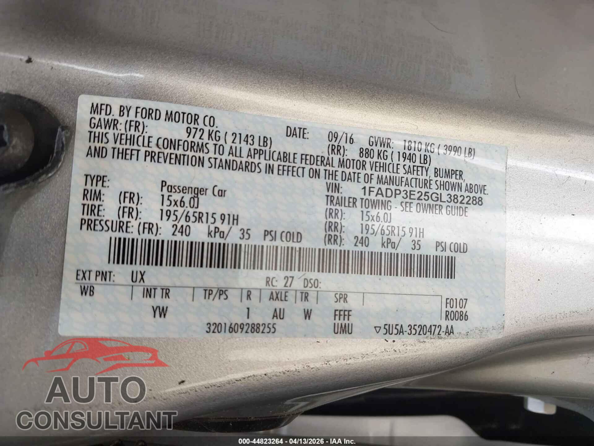 FORD FOCUS 2016 - 1FADP3E25GL382288