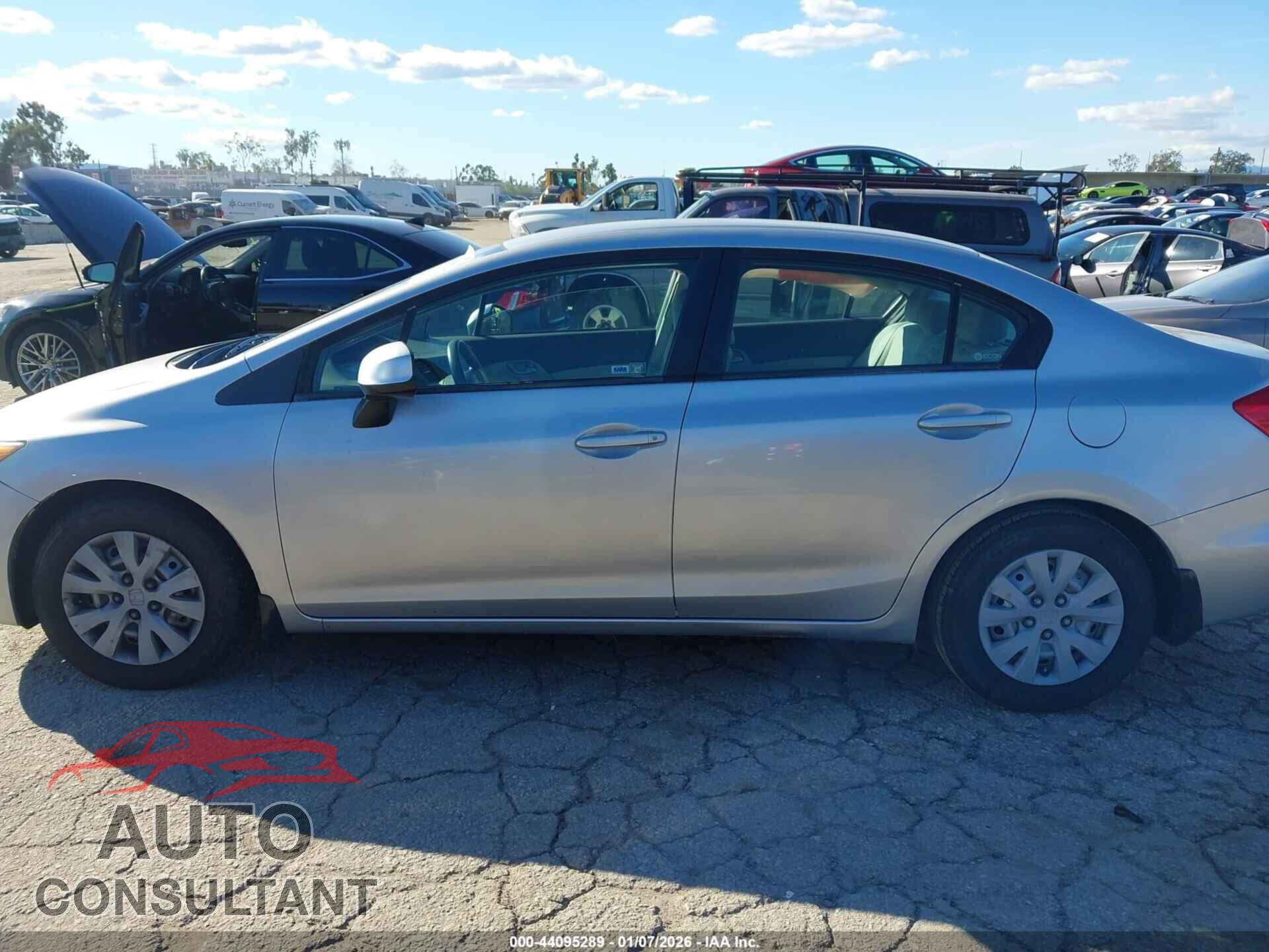 HONDA CIVIC 2012 - 19XFB2F52CE380005