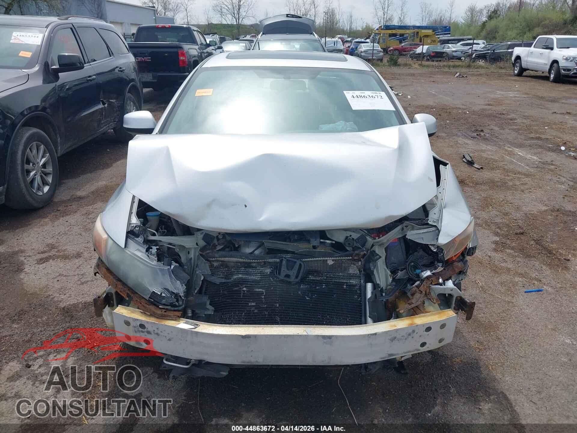 HONDA CIVIC 2012 - 2HGFB2F85CH319876