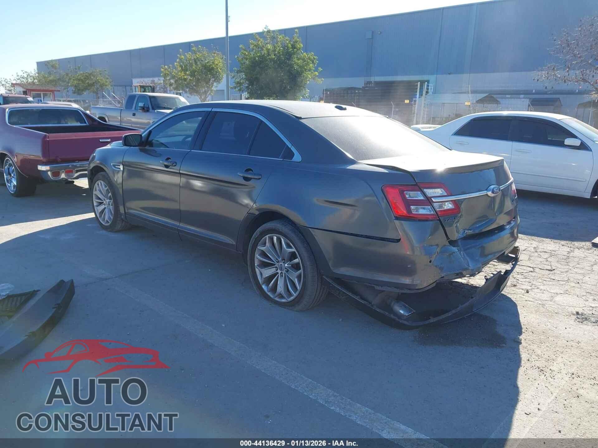 FORD TAURUS 2017 - 1FAHP2F8XHG113034