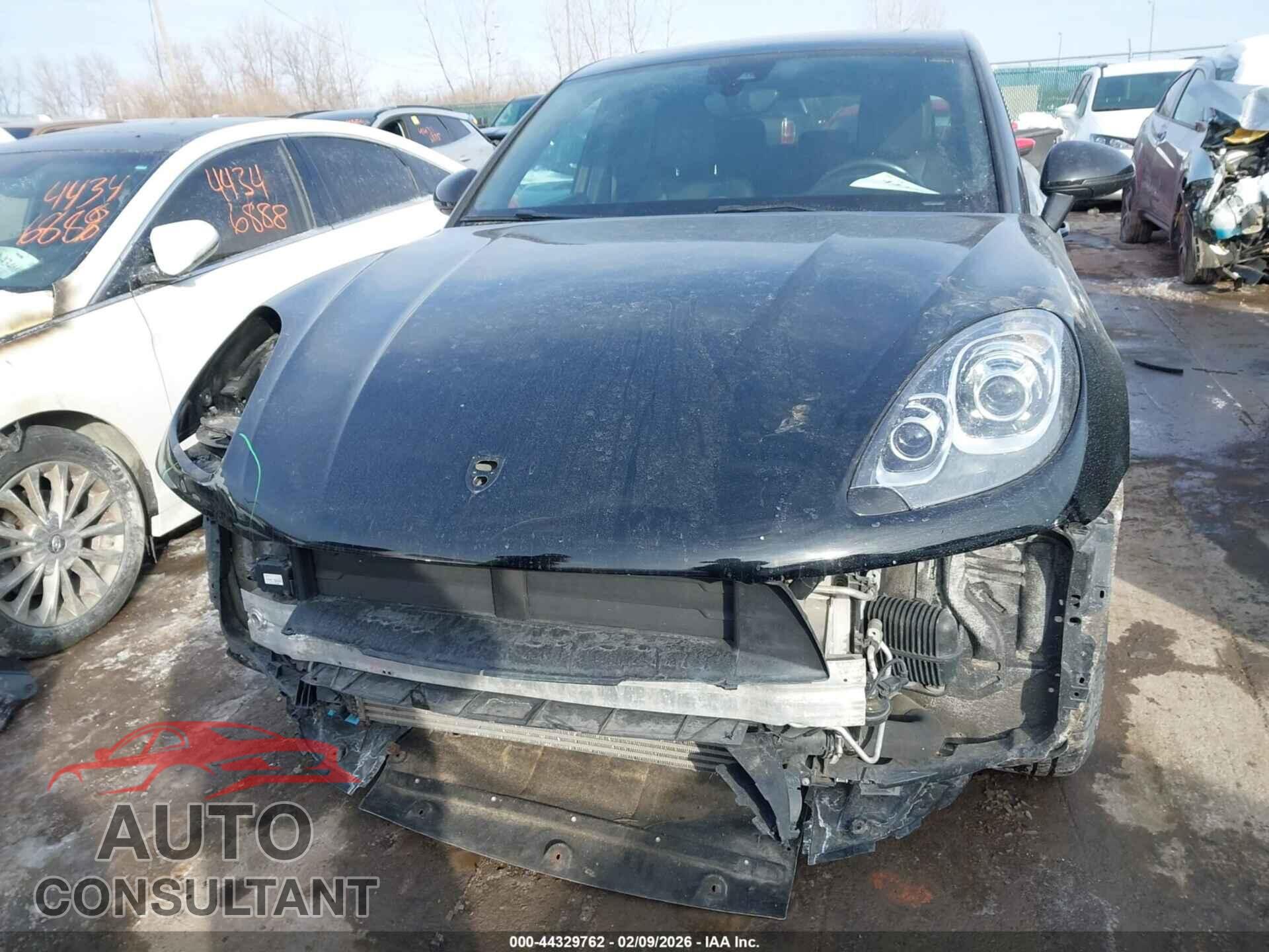 PORSCHE MACAN 2017 - WP1AA2A57HLB02380