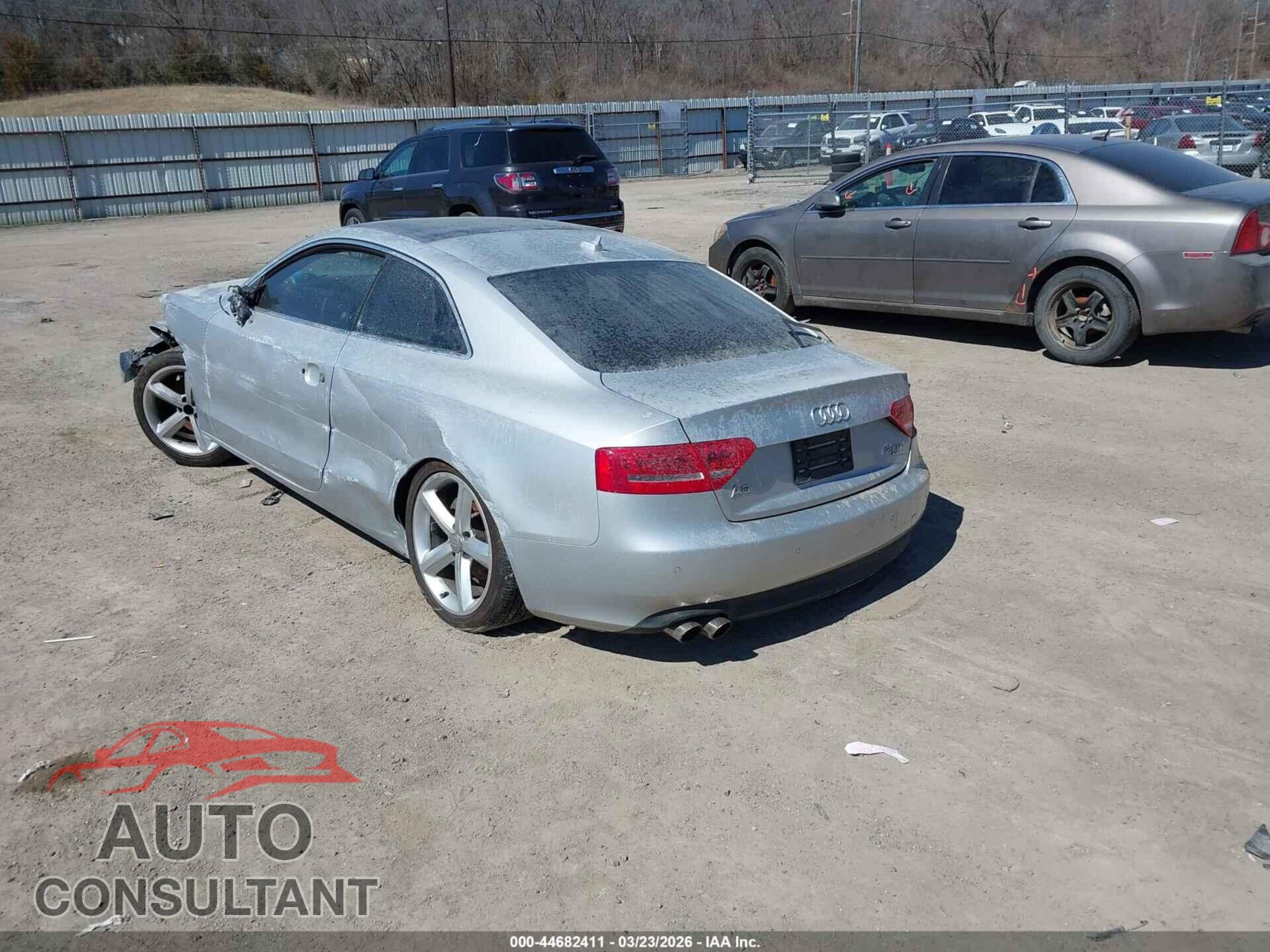 AUDI A5 2010 - WAULFAFRXAA002659