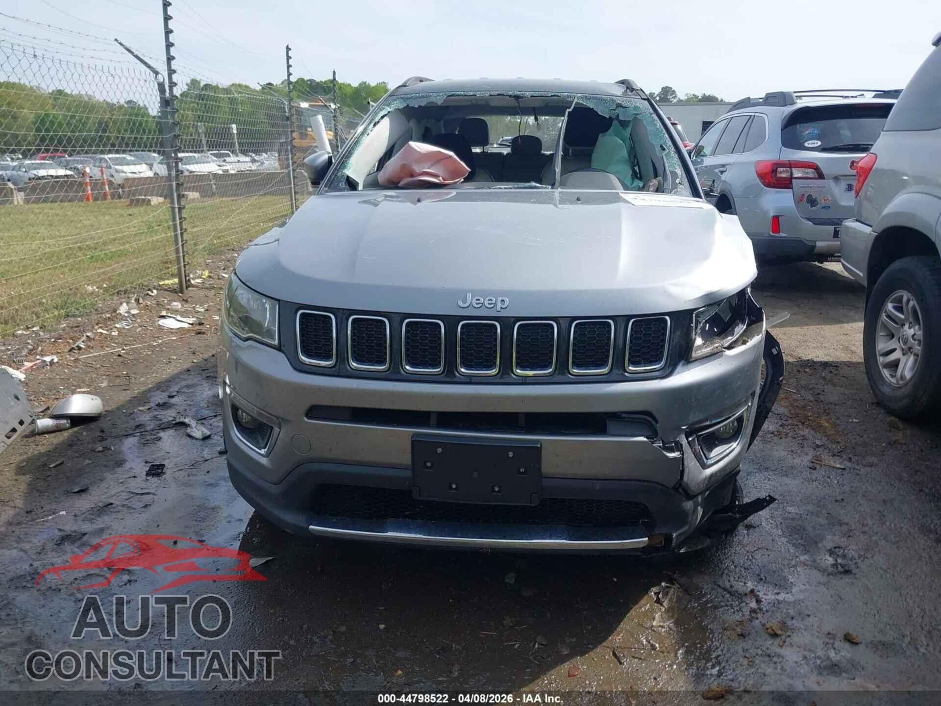 JEEP COMPASS 2018 - 3C4NJDCB7JT116596