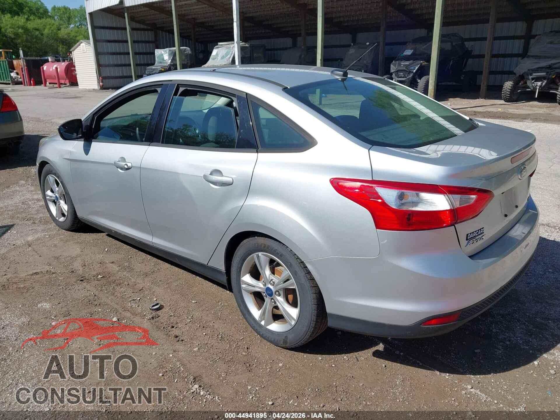 FORD FOCUS 2014 - 1FADP3F2XEL104627