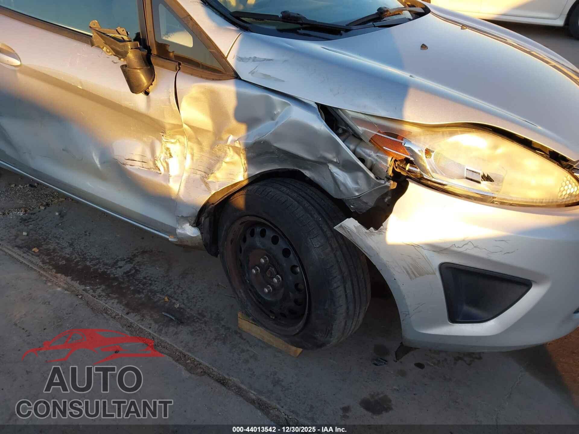 FORD FIESTA 2012 - 3FADP4AJ0CM218765
