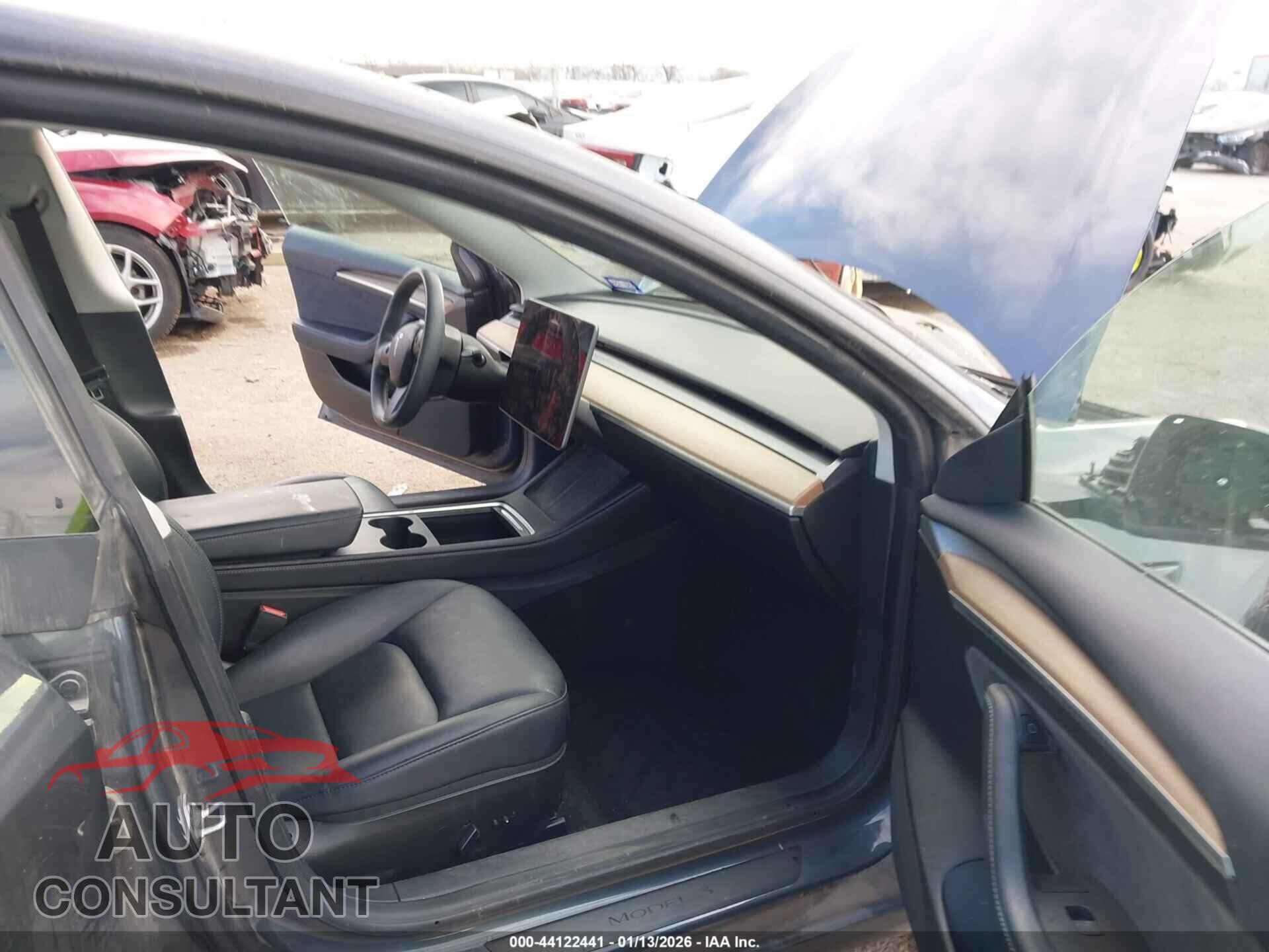 TESLA MODEL 3 2023 - 5YJ3E1EC4PF625357