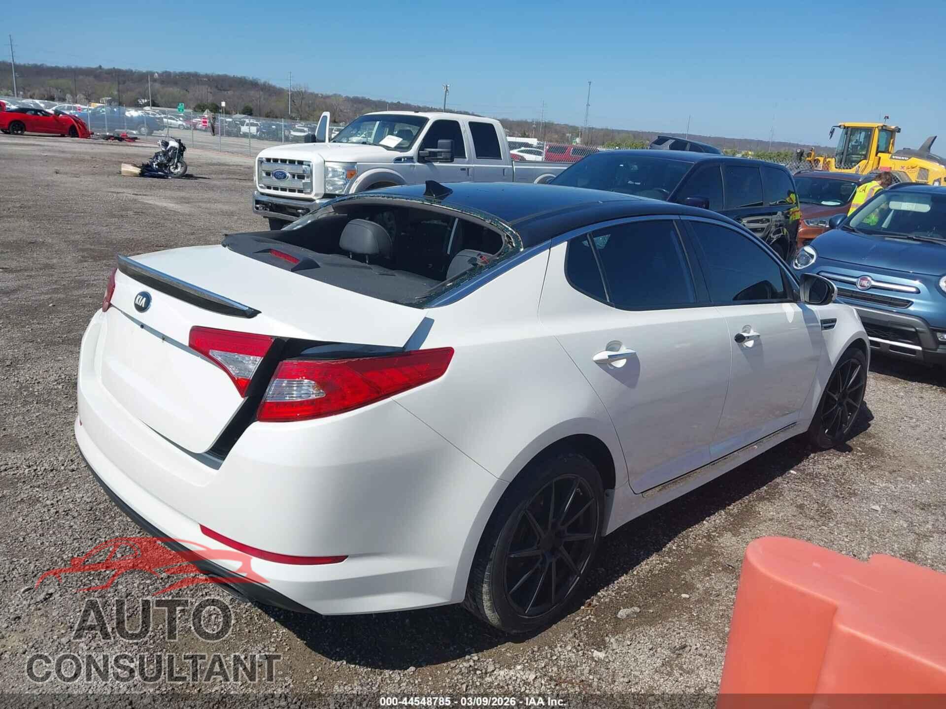KIA OPTIMA 2013 - 5XXGR4A63DG129899