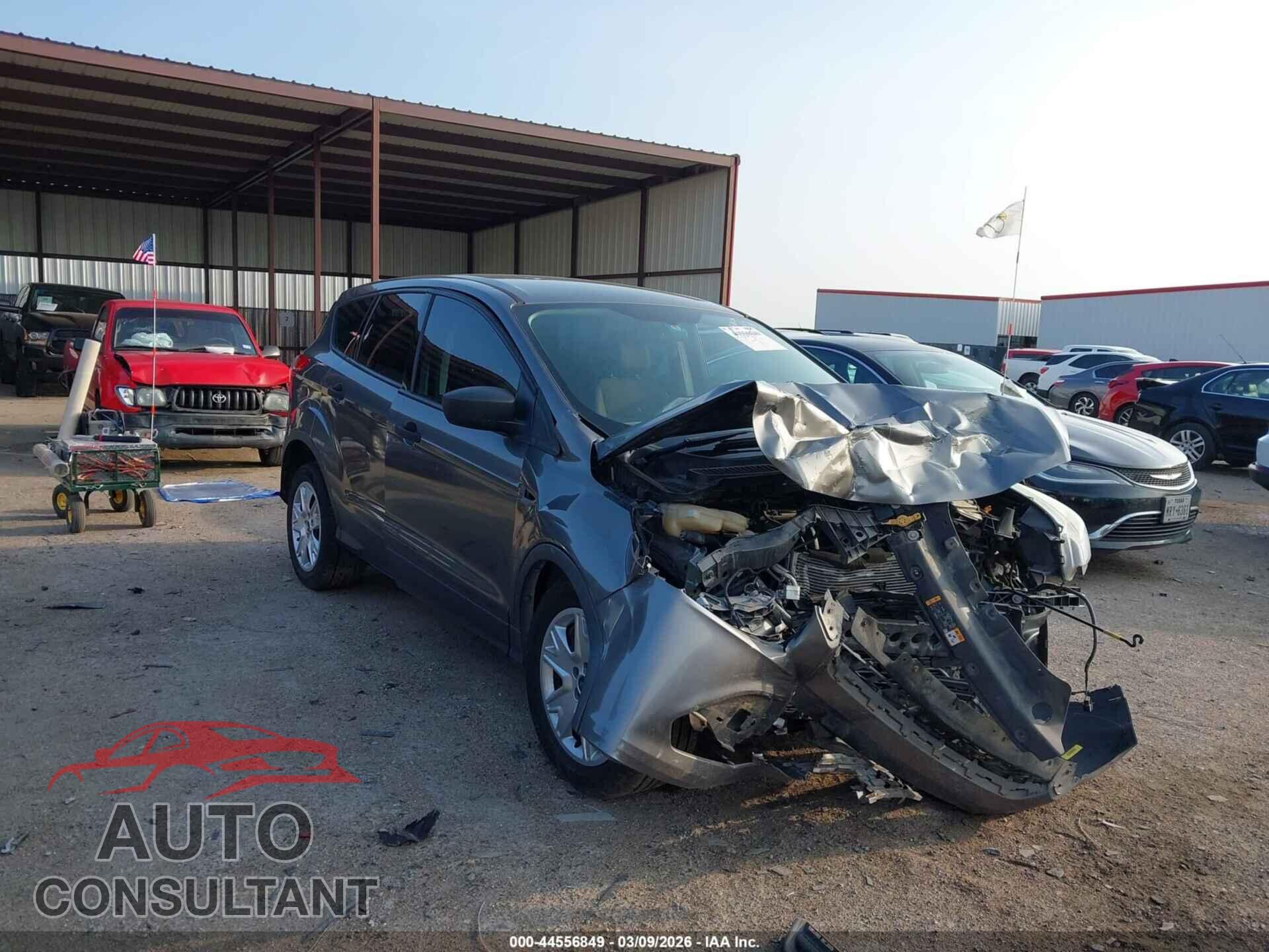 FORD ESCAPE 2013 - 1FMCU0F73DUB70157