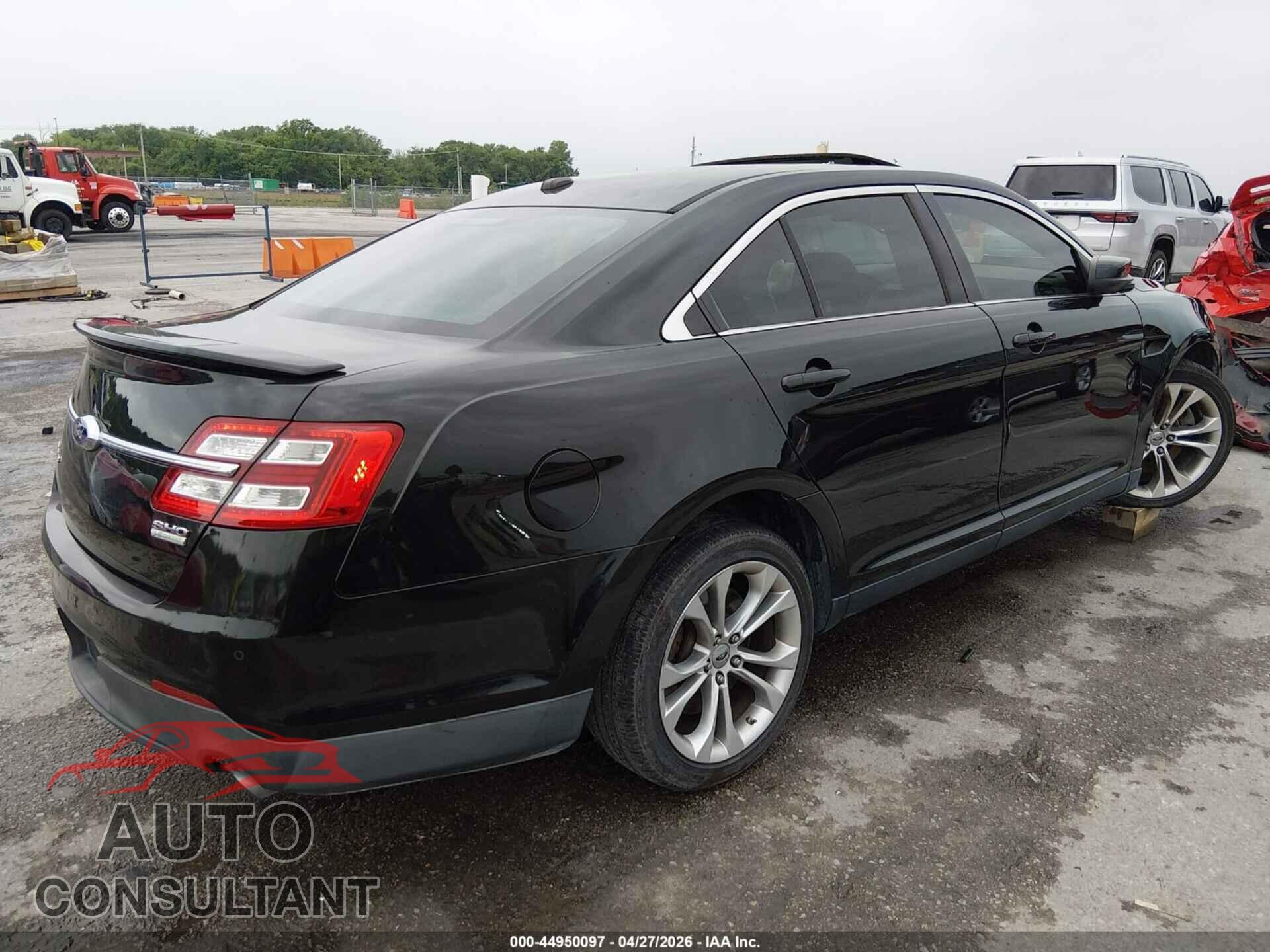 FORD TAURUS 2013 - 1FAHP2KT3DG206207