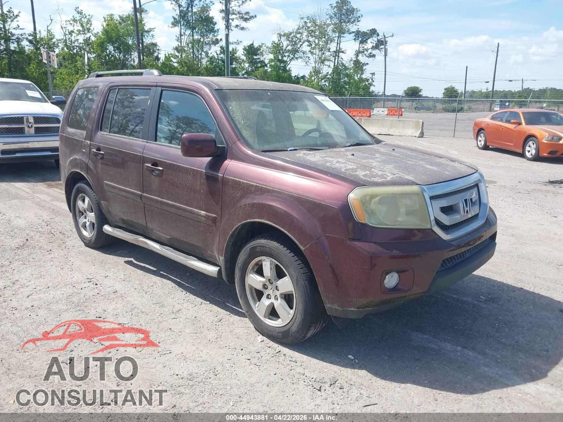 HONDA PILOT 2011 - 5FNYF3H45BB041433