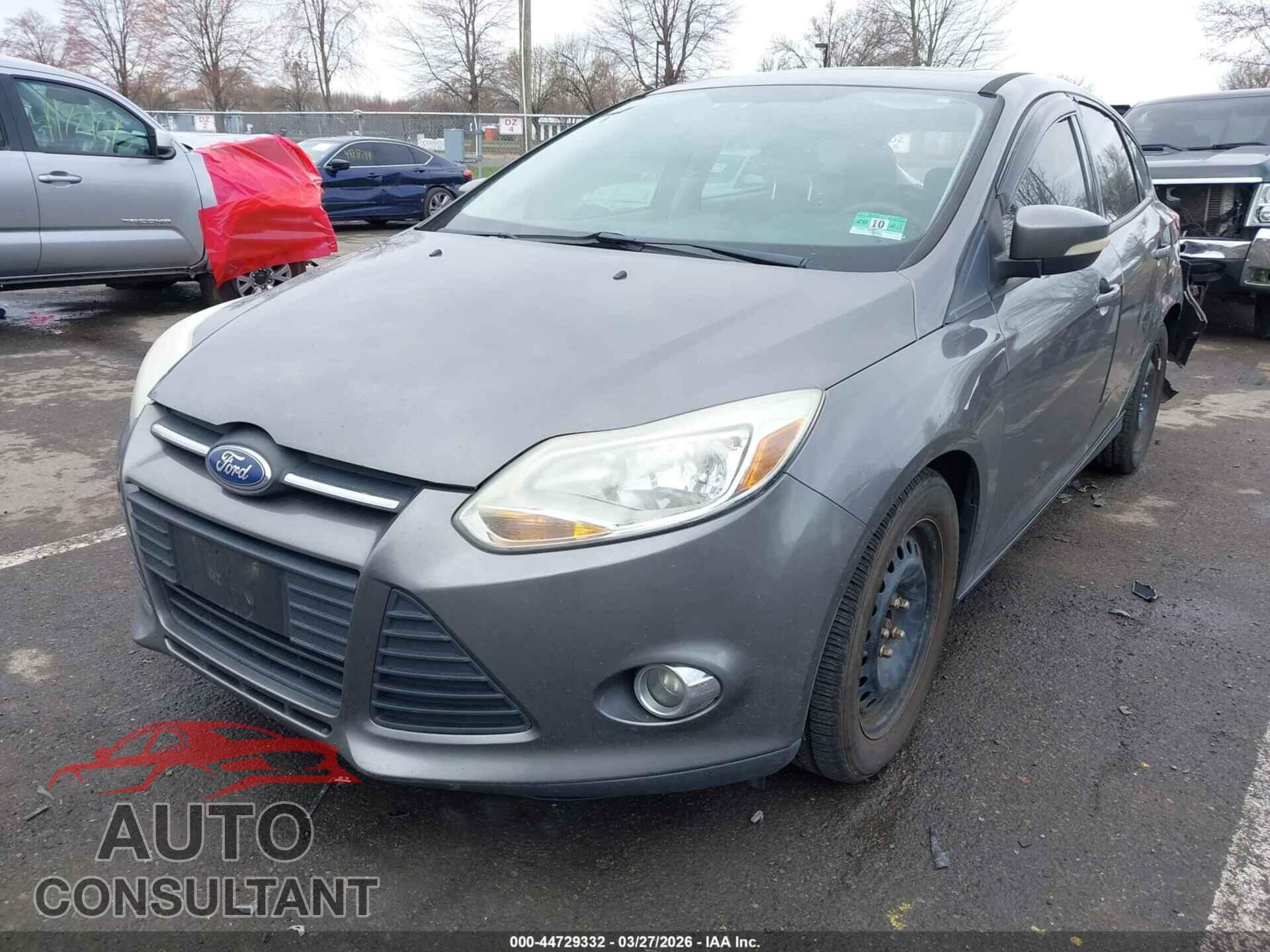 FORD FOCUS 2012 - 1FAHP3K22CL149369