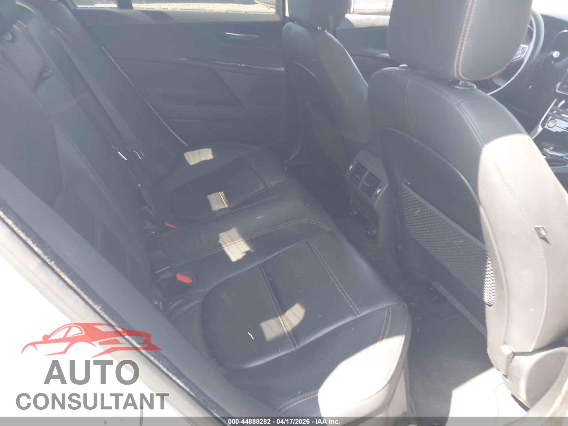 JAGUAR XE 2017 - SAJAE4BN0HA968323