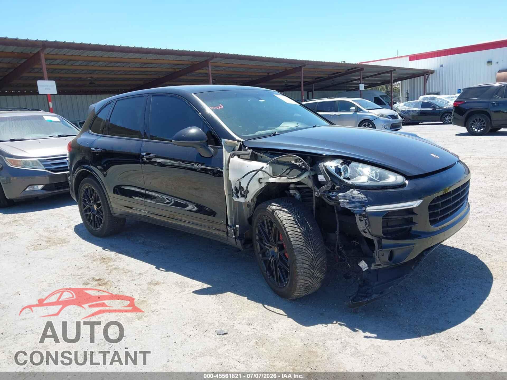 PORSCHE CAYENNE 2017 - WP1AA2A20HKA80606