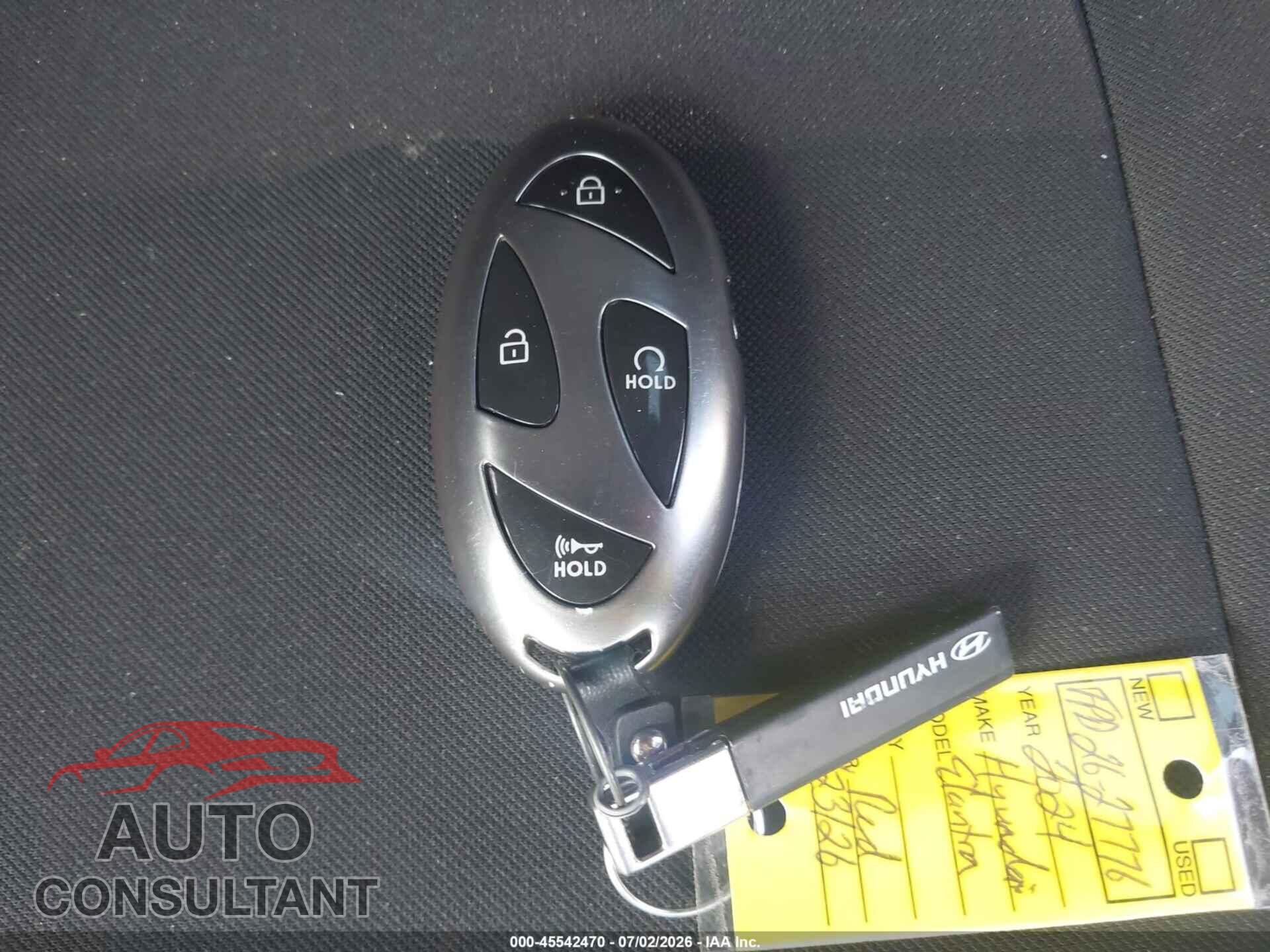 HYUNDAI ELANTRA 2024 - KMHLM4DG7RU757592