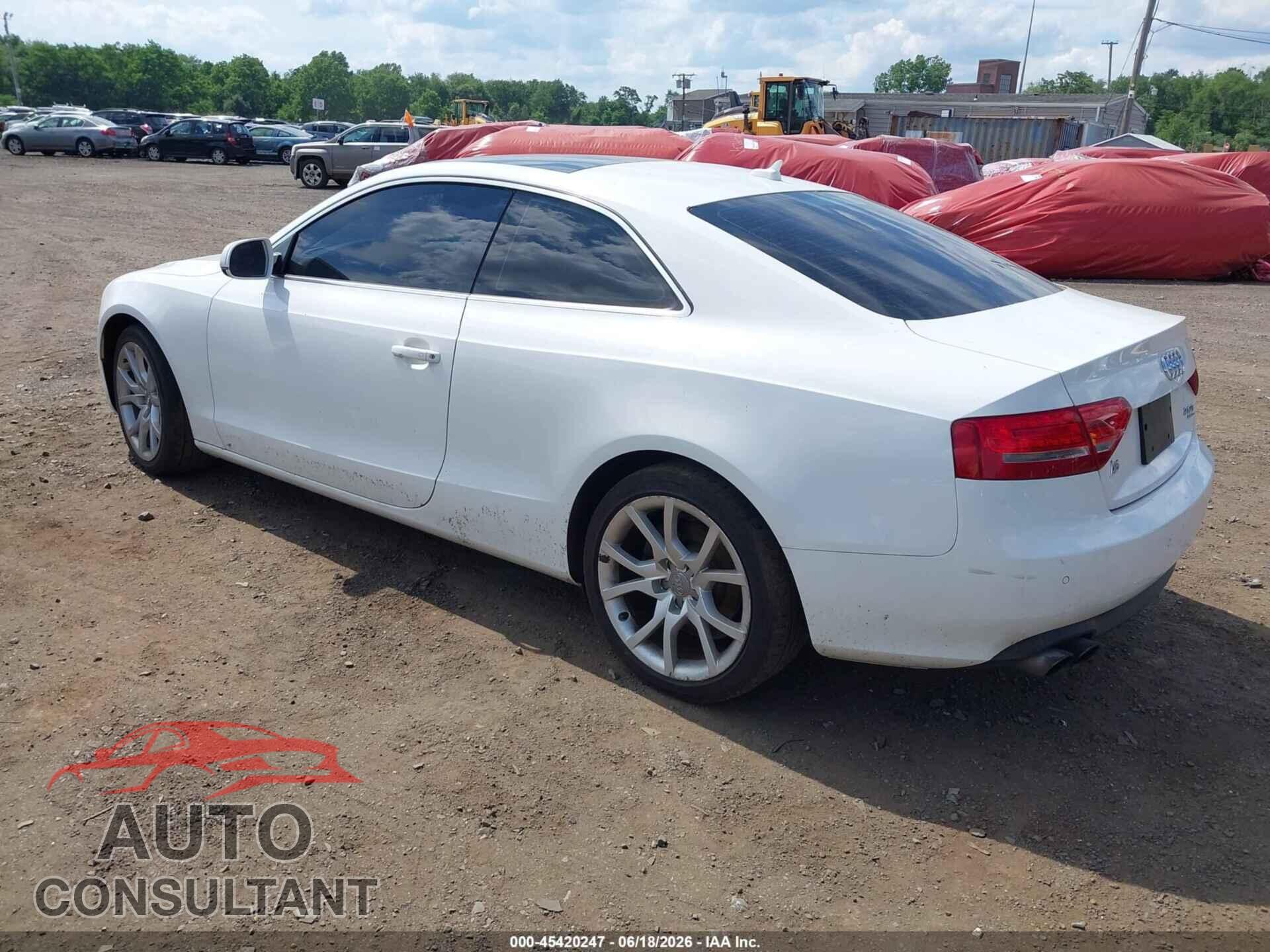 AUDI A5 2012 - WAULFAFR1CA016436