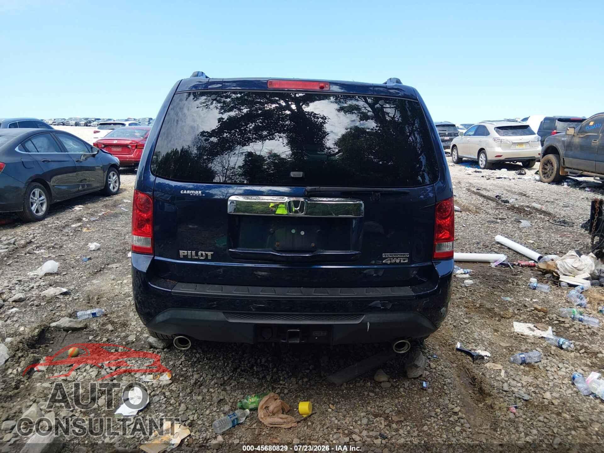 HONDA PILOT 2014 - 5FNYF4H94EB034575