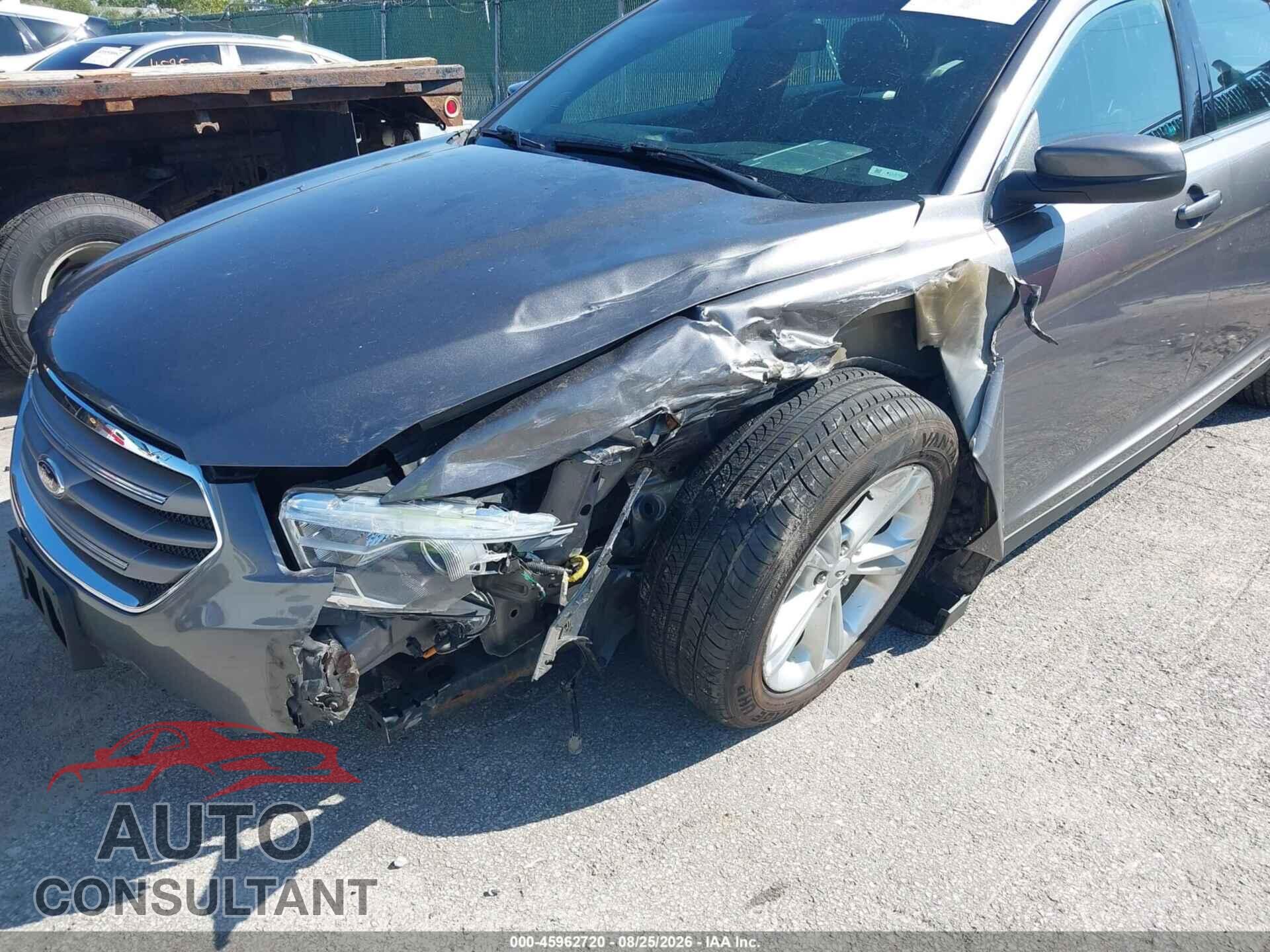 FORD TAURUS 2013 - 1FAHP2E83DG117213