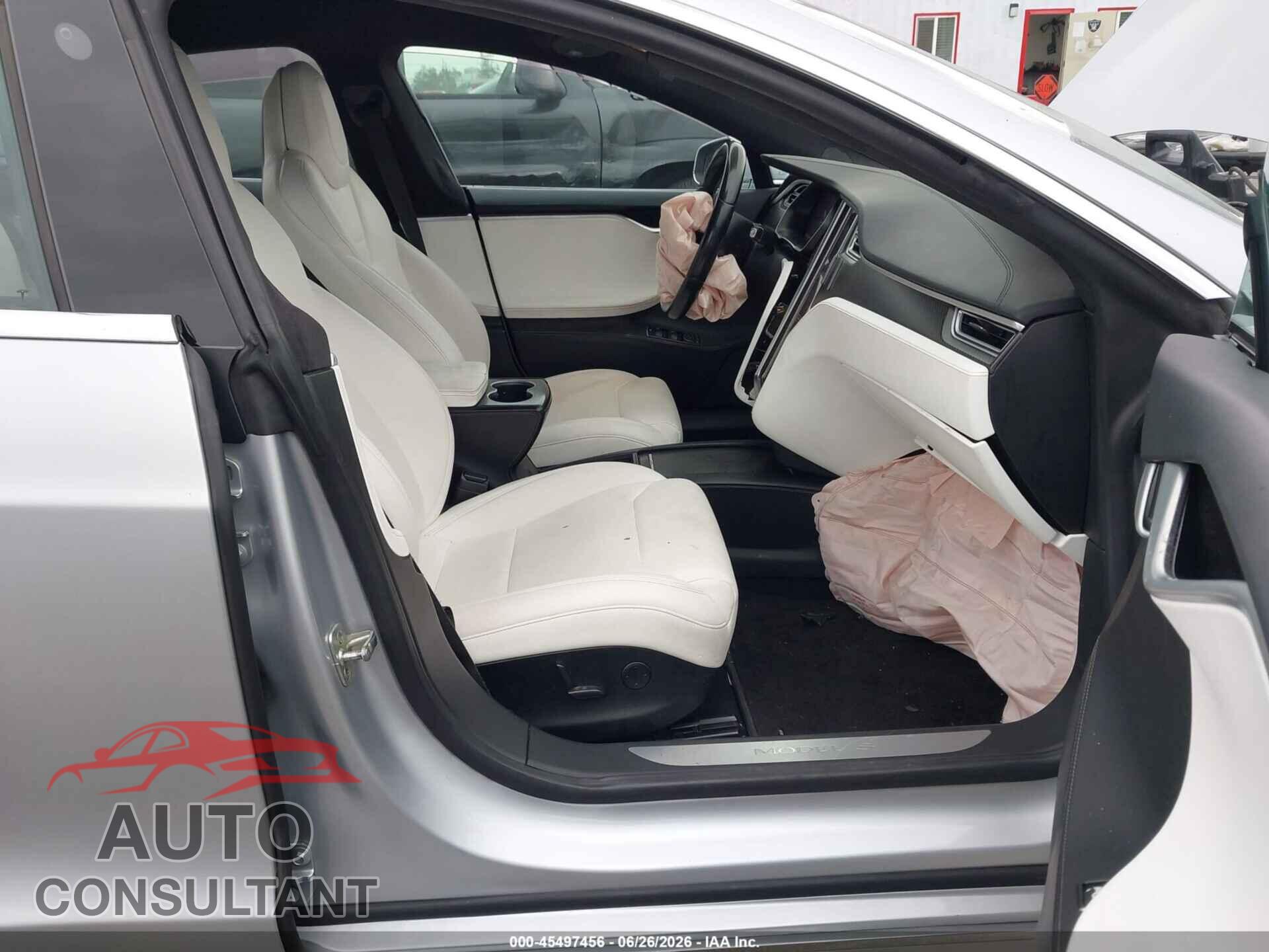 TESLA MODEL S 2017 - 5YJSA1E19HF208923