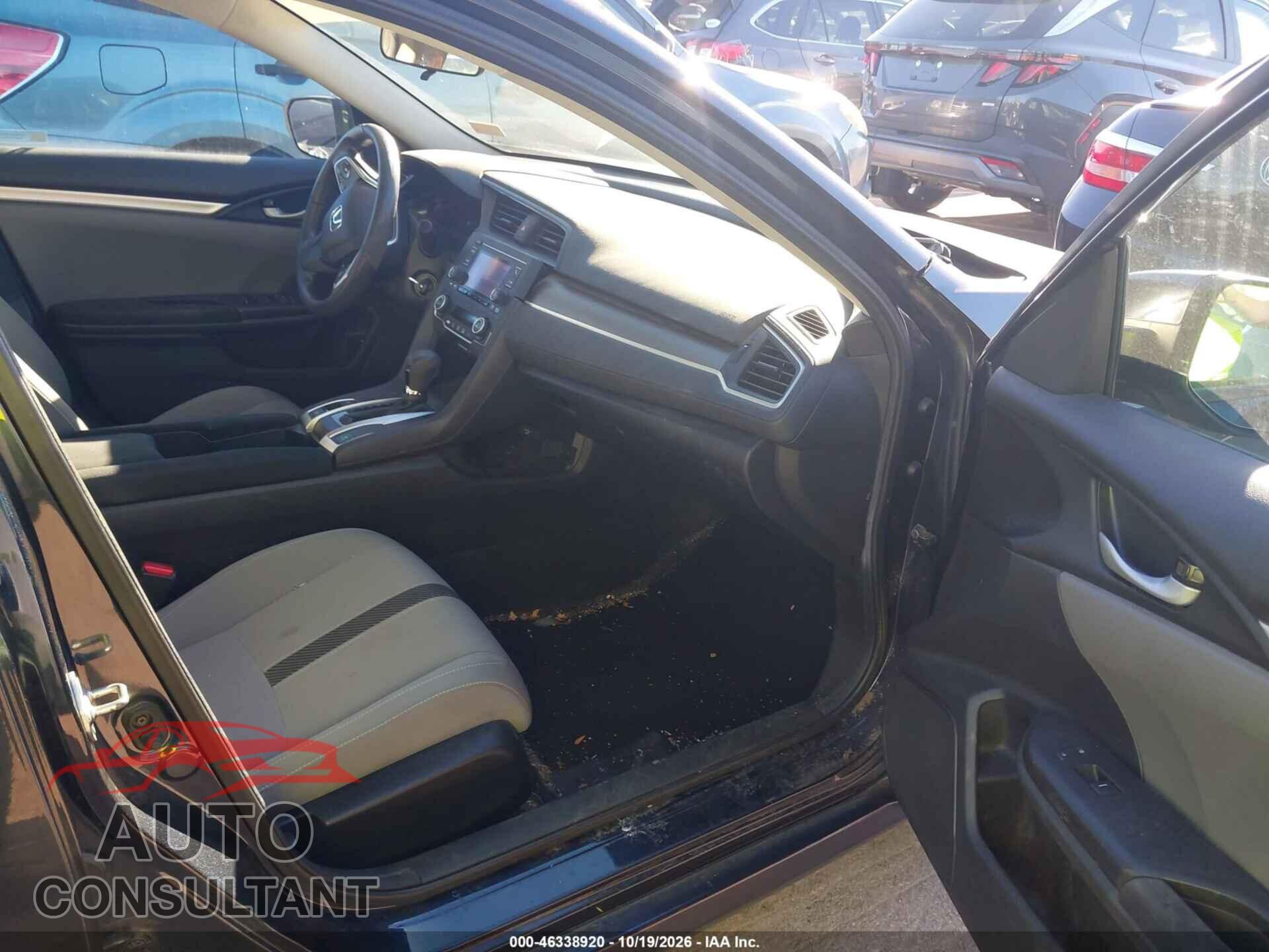 HONDA CIVIC 2018 - 19XFC2F58JE012860