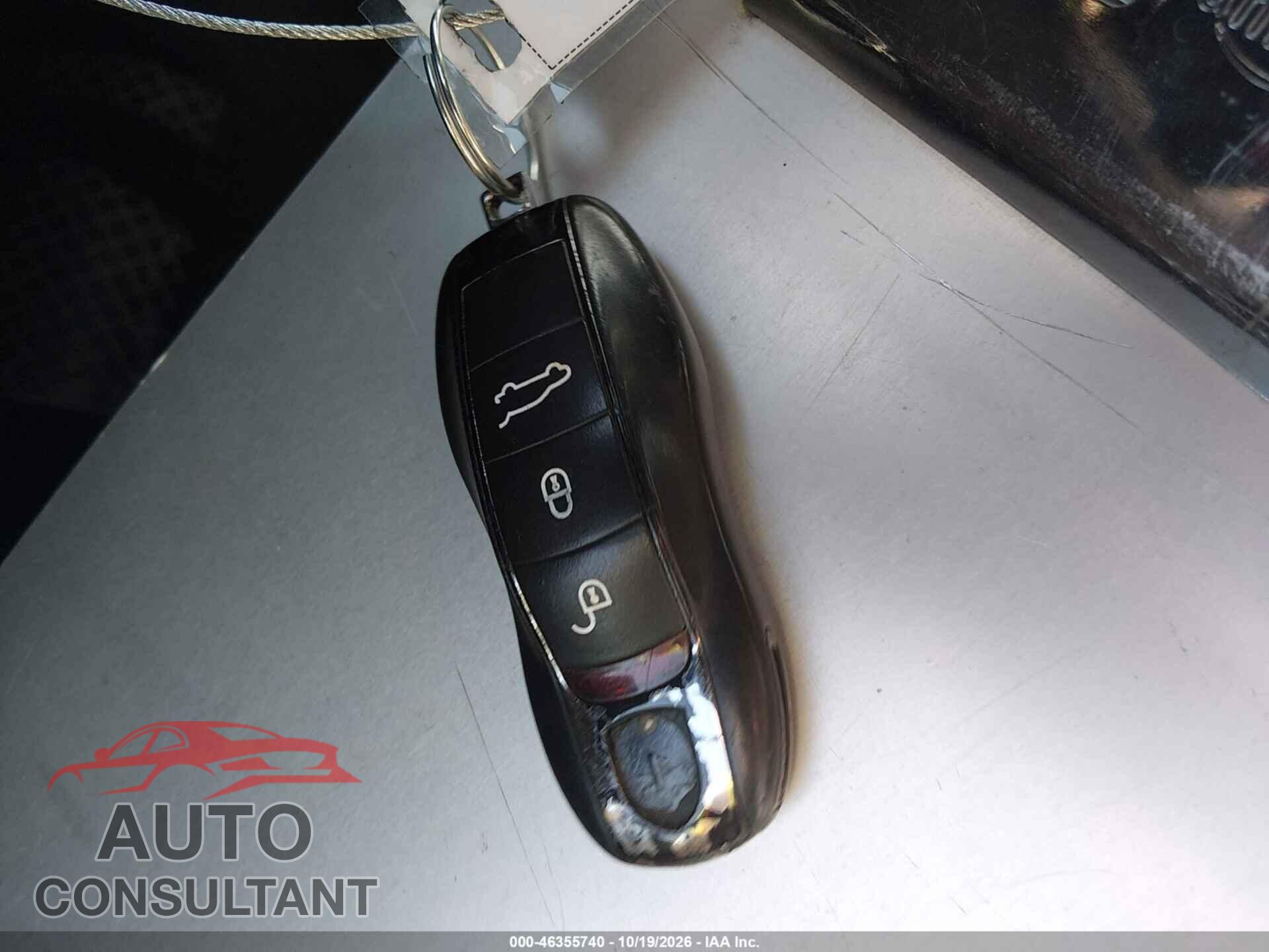 PORSCHE MACAN 2017 - WP1AA2A55HLB00949