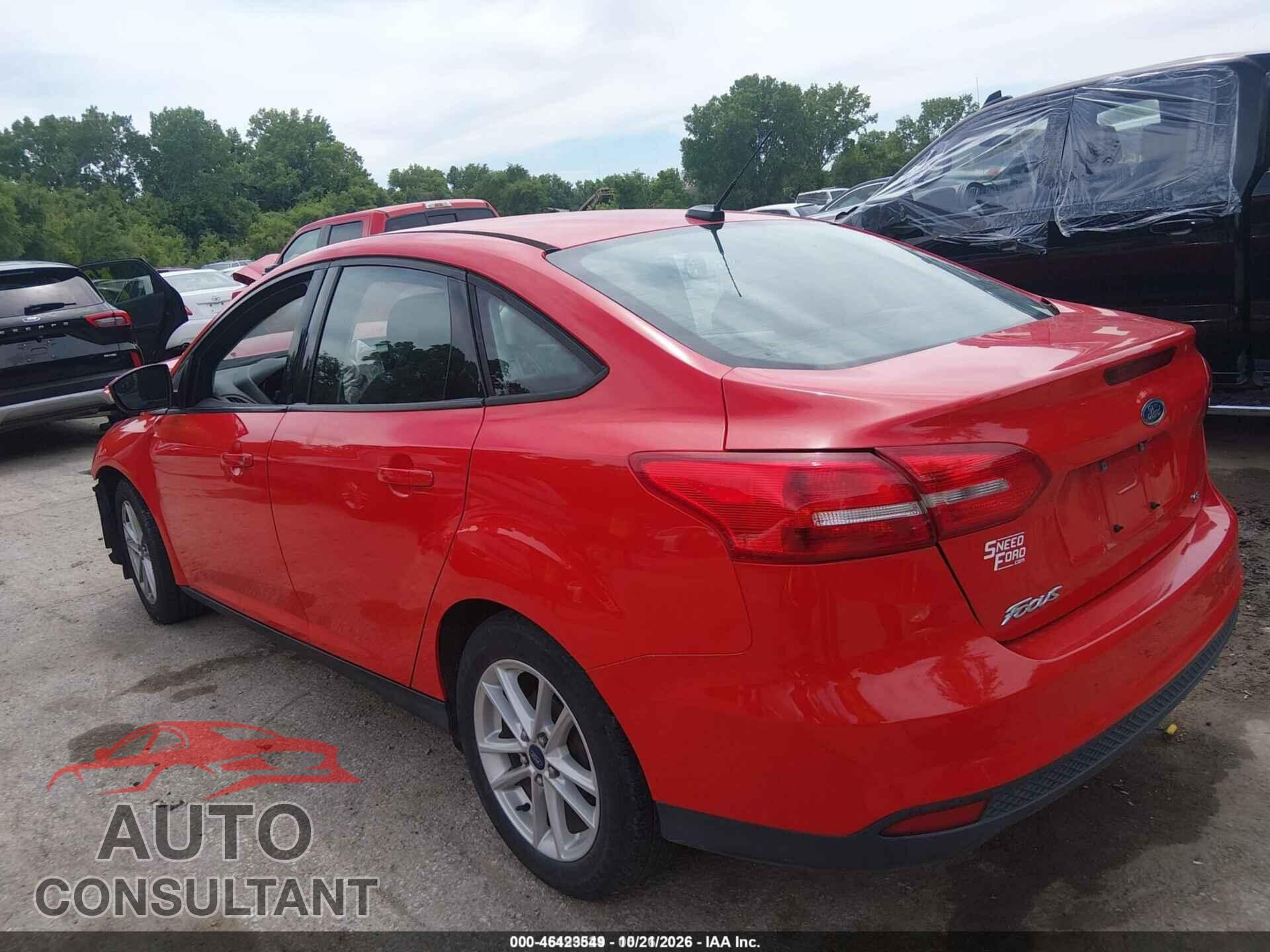 FORD FOCUS 2015 - 1FADP3F20FL241660