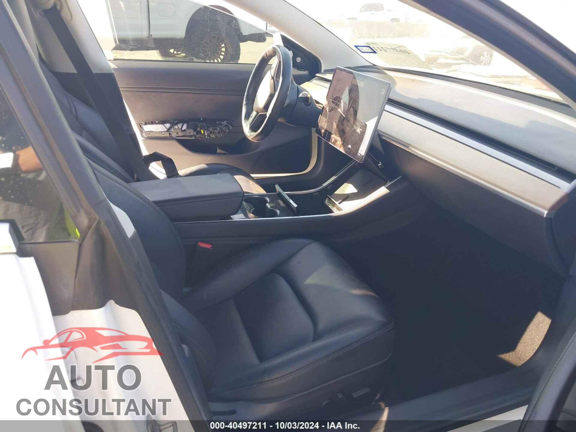 TESLA MODEL 3 2018 - 5YJ3E1EA4JF027291