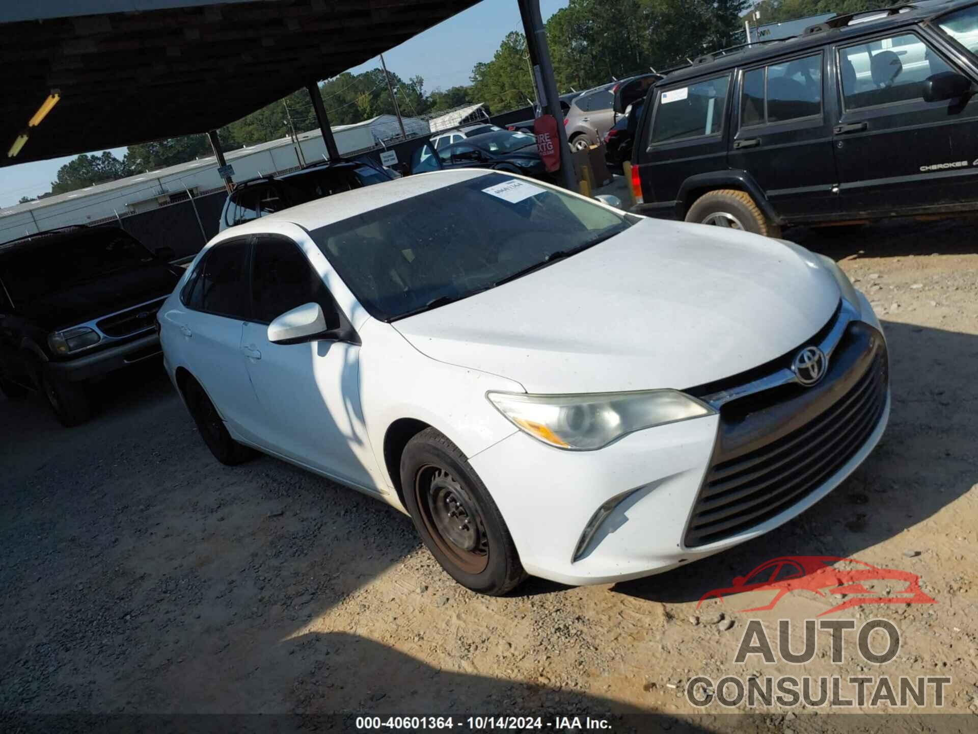 TOYOTA CAMRY 2016 - 4T4BF1FK0GR549398