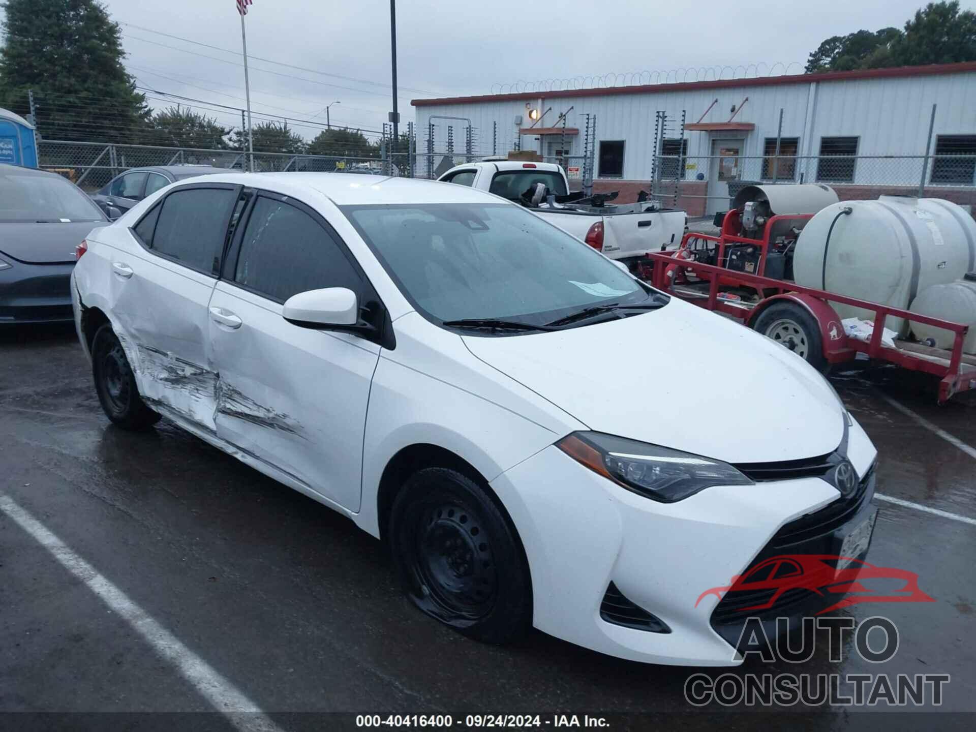 TOYOTA COROLLA 2017 - 5YFBURHE2HP667557