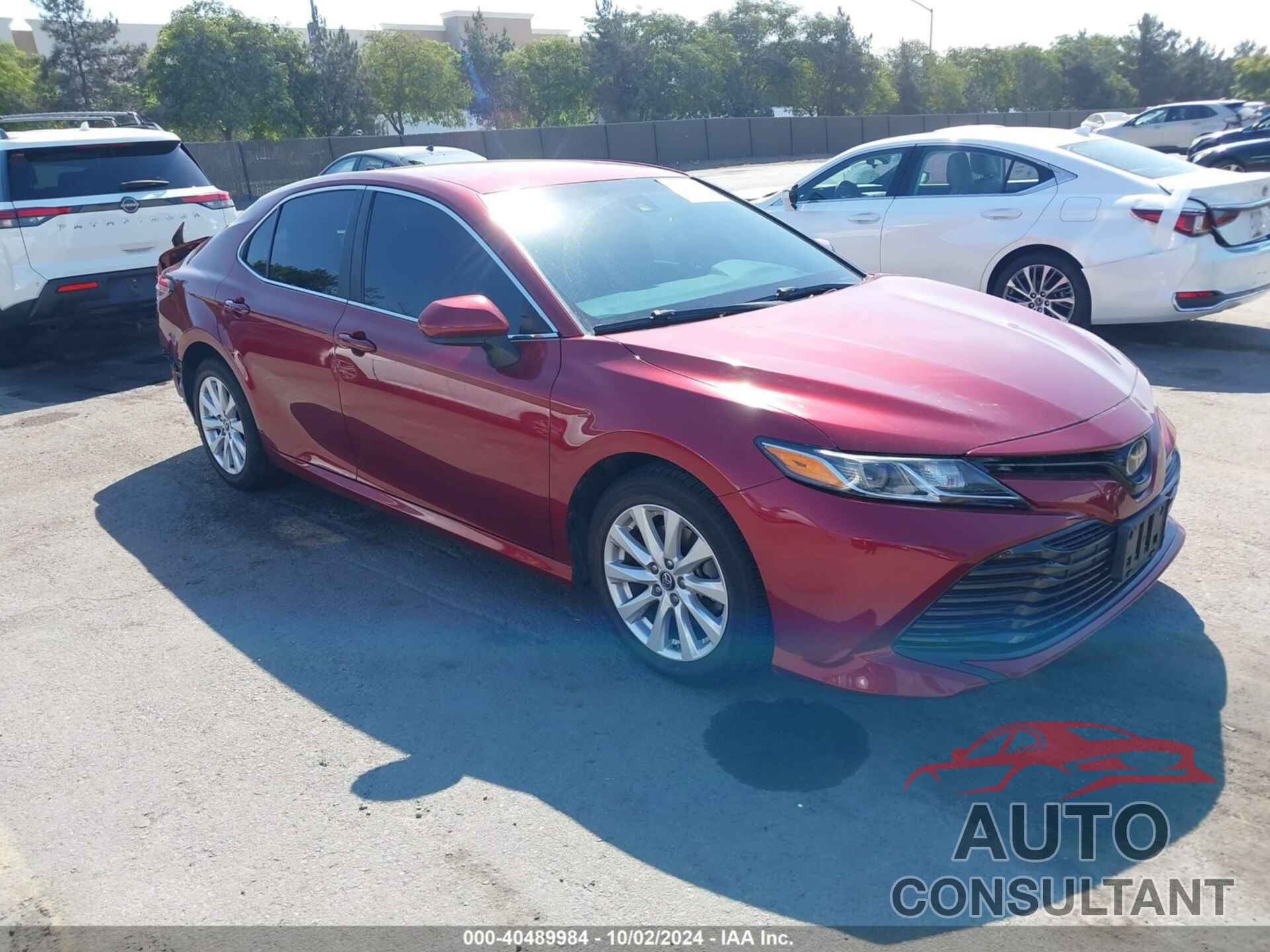 TOYOTA CAMRY 2019 - 4T1B11HK2KU735409