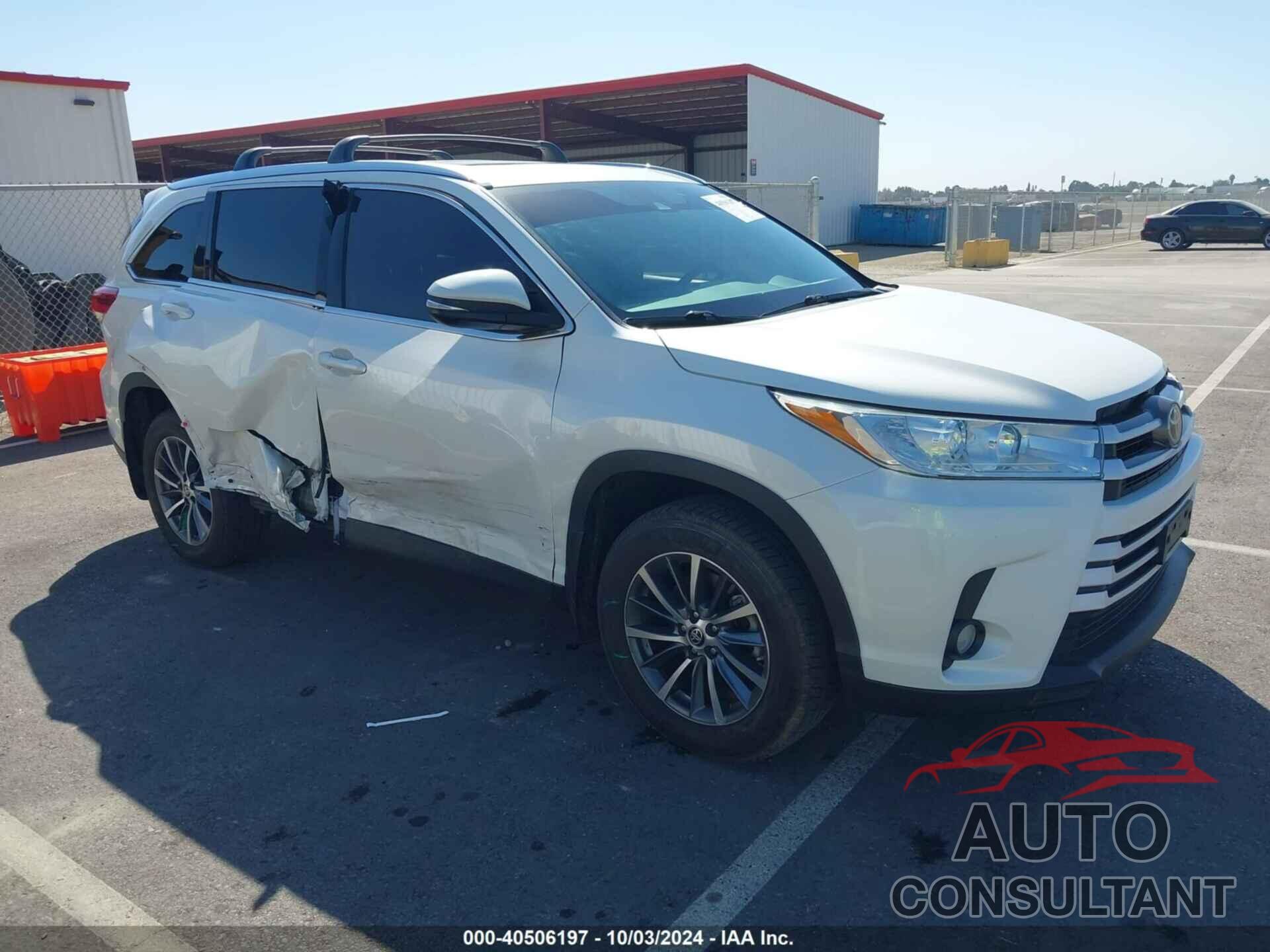 TOYOTA HIGHLANDER 2019 - 5TDJZRFH5KS626378