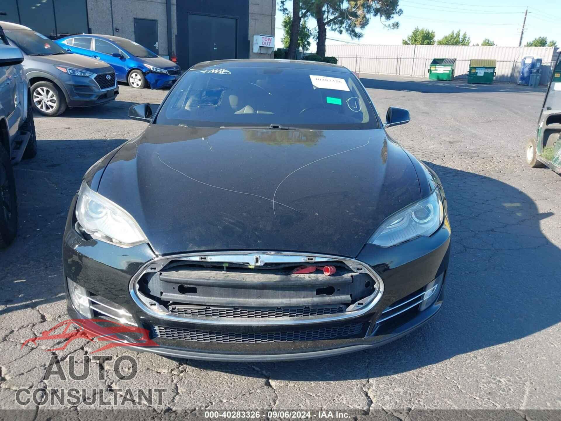 TESLA MODEL S 2013 - 5YJSA1CN9DFP13926