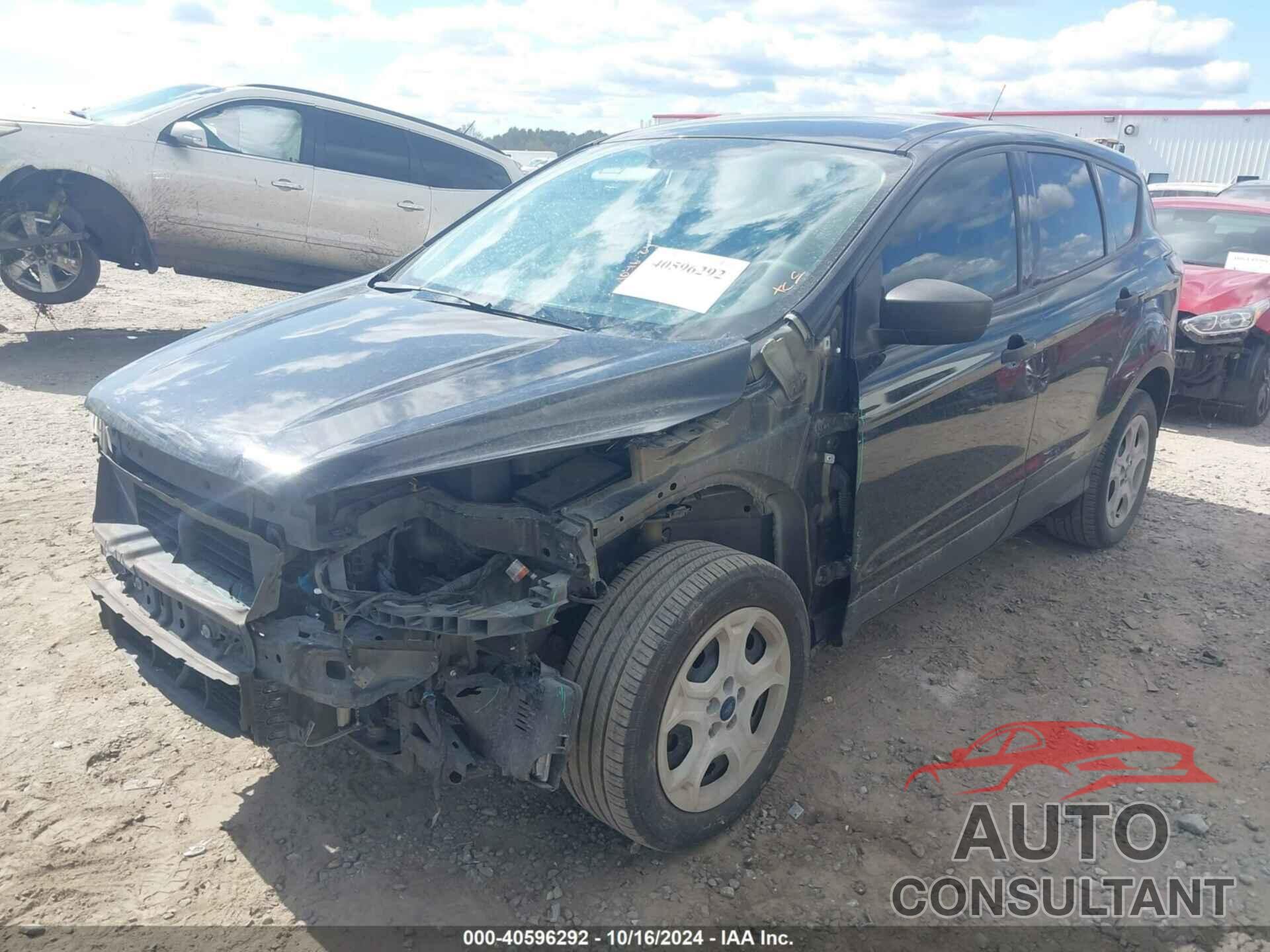 FORD ESCAPE 2018 - 1FMCU0F77JUA54861
